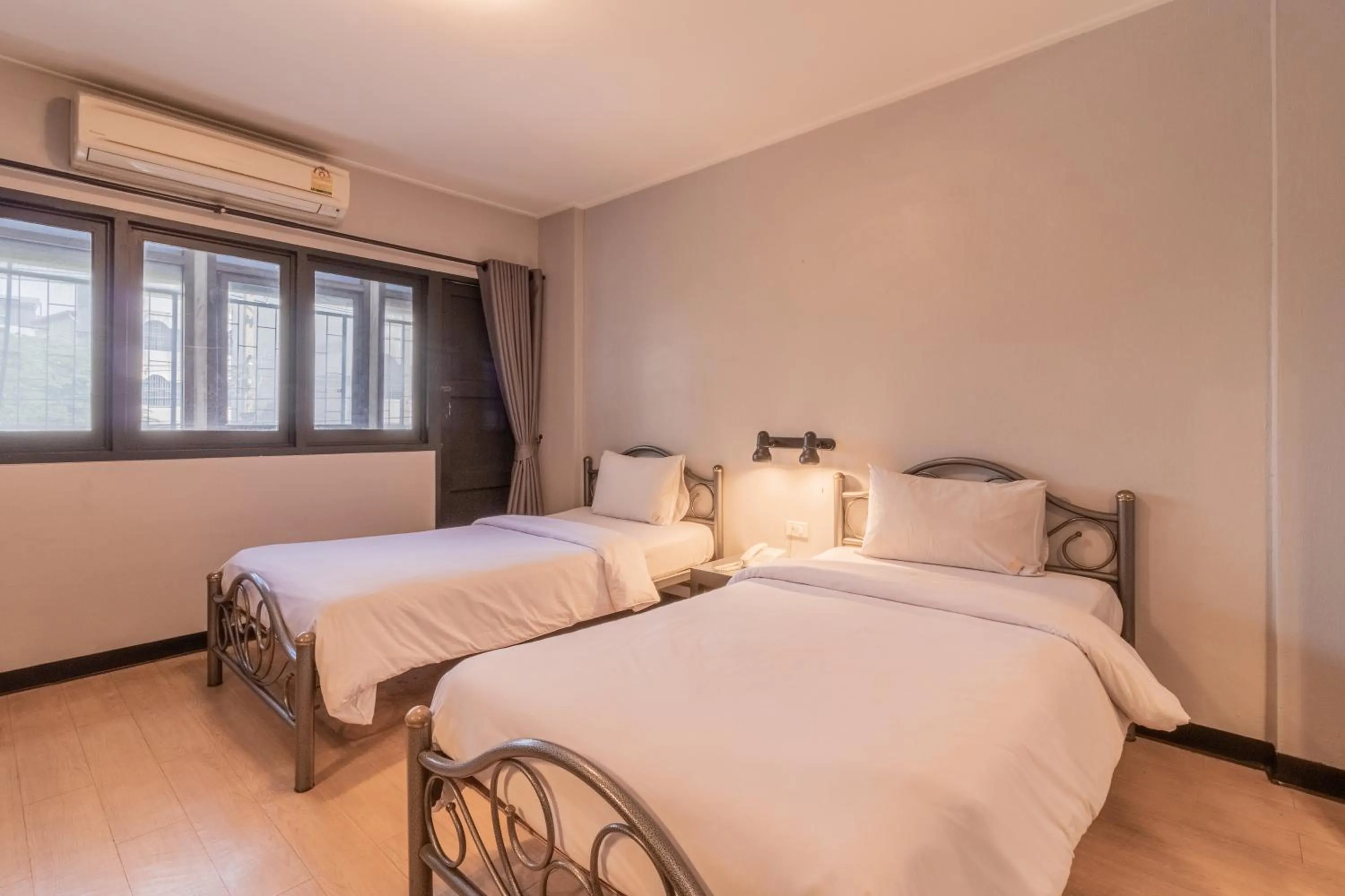 Photo of the whole room in Intown Residence