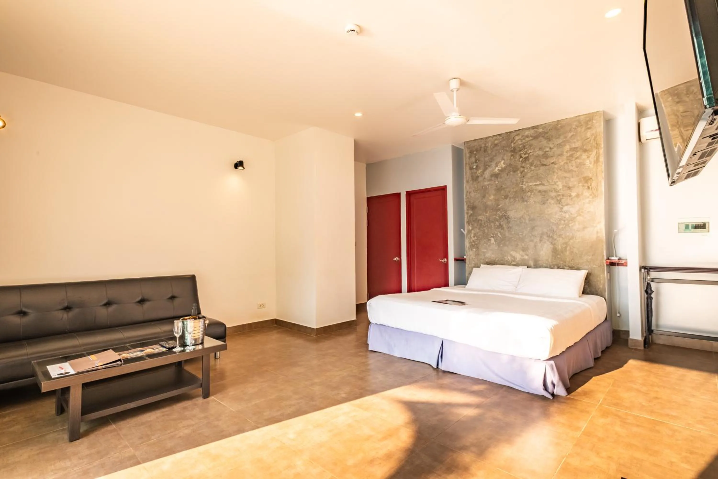 View (from property/room), Bed in The Sanctuary Nam Ngum Beach Resort