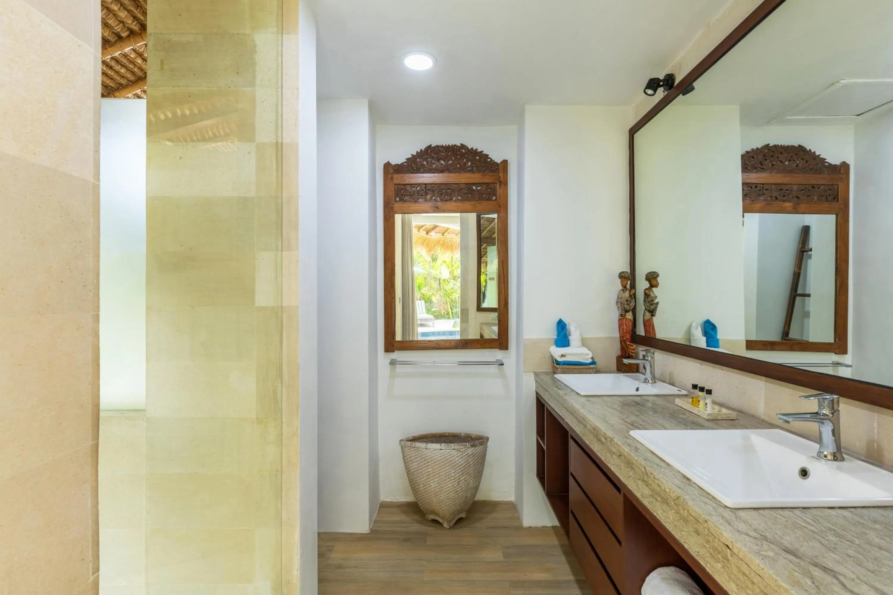 Bathroom in Elina Villas Seminyak