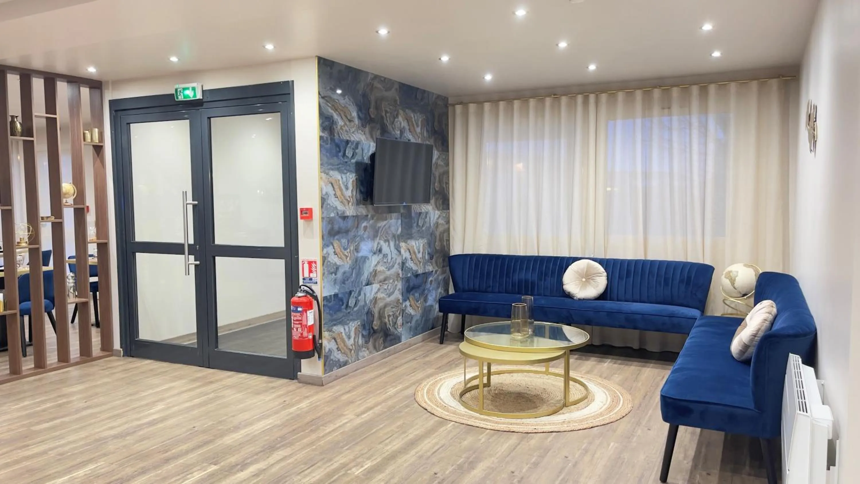 Living room in The Originals City, Hôtel Orléans Nord