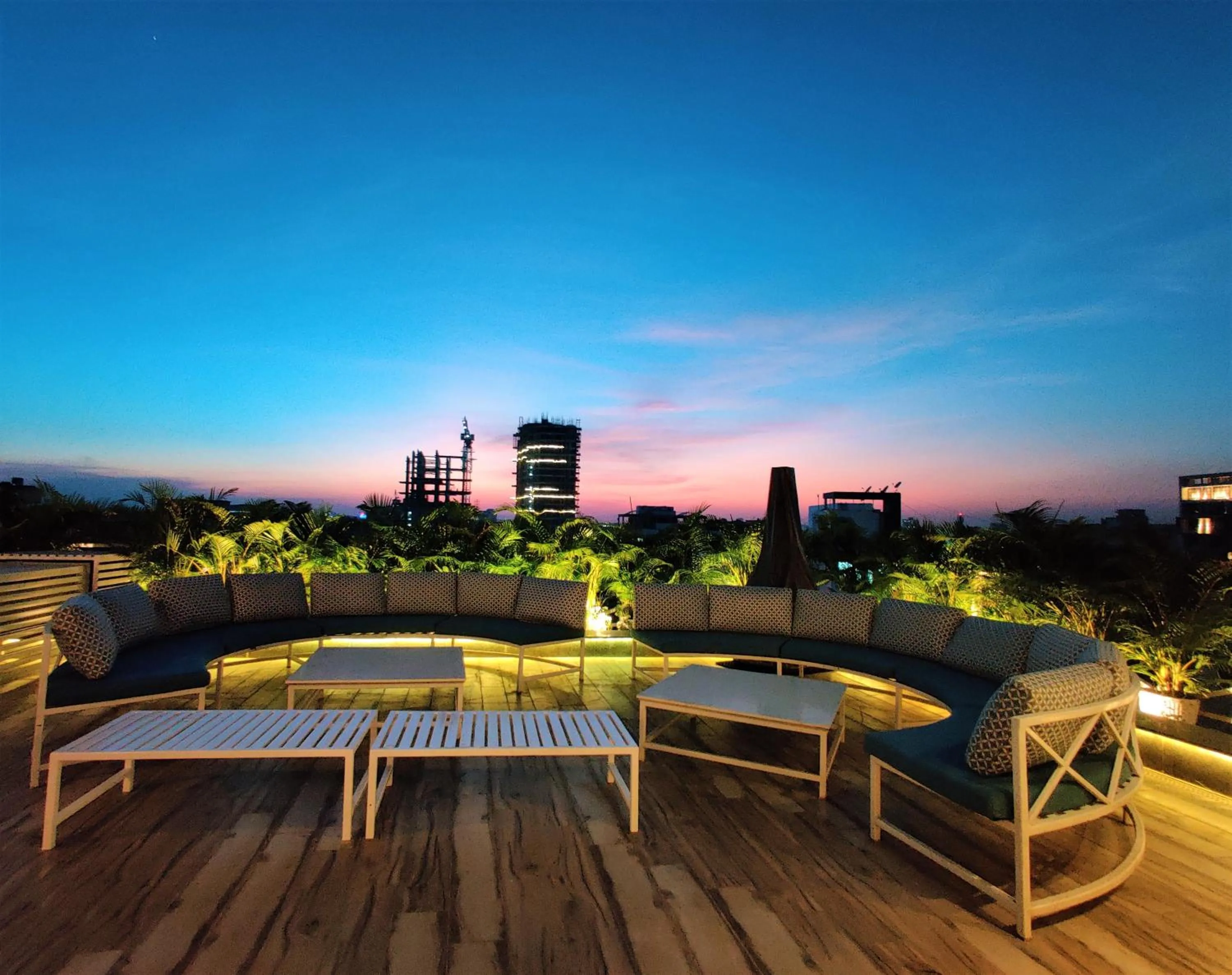 Night in Hotel Centre Point