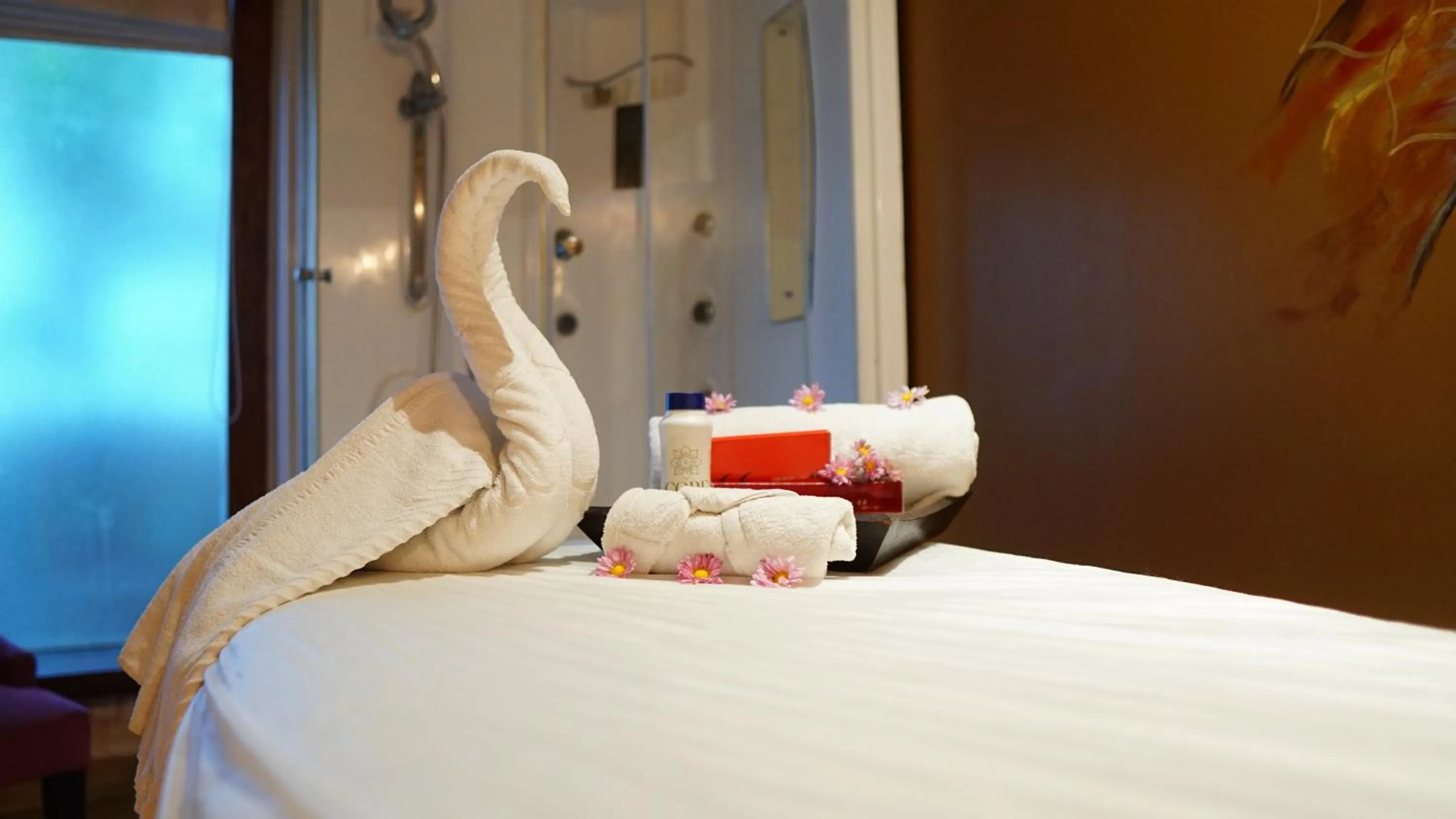 Spa and wellness centre/facilities, Bed in Hotel Centre Point