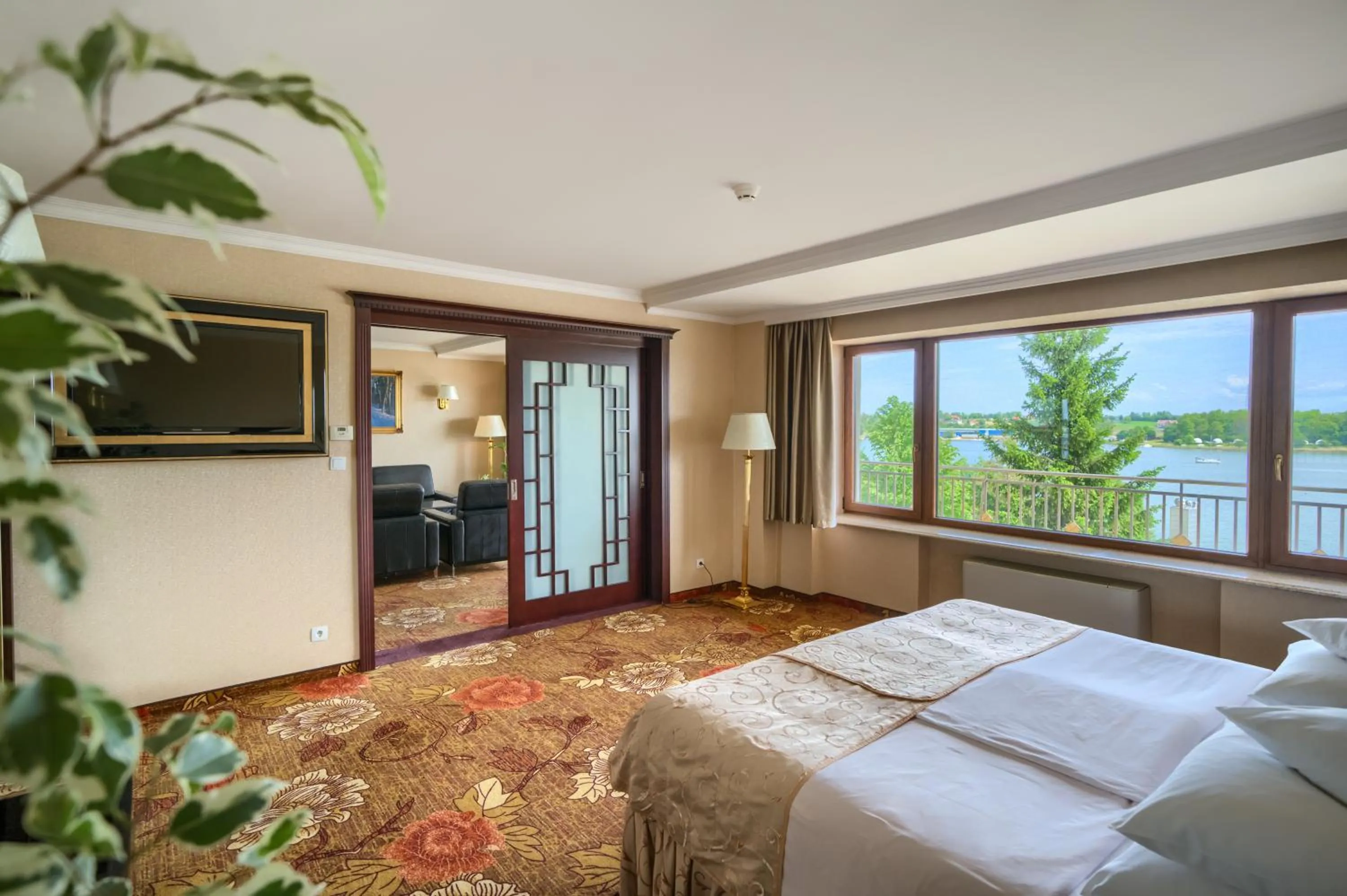 Bedroom, Bed in Hotel Gołębiewski Mikołajki