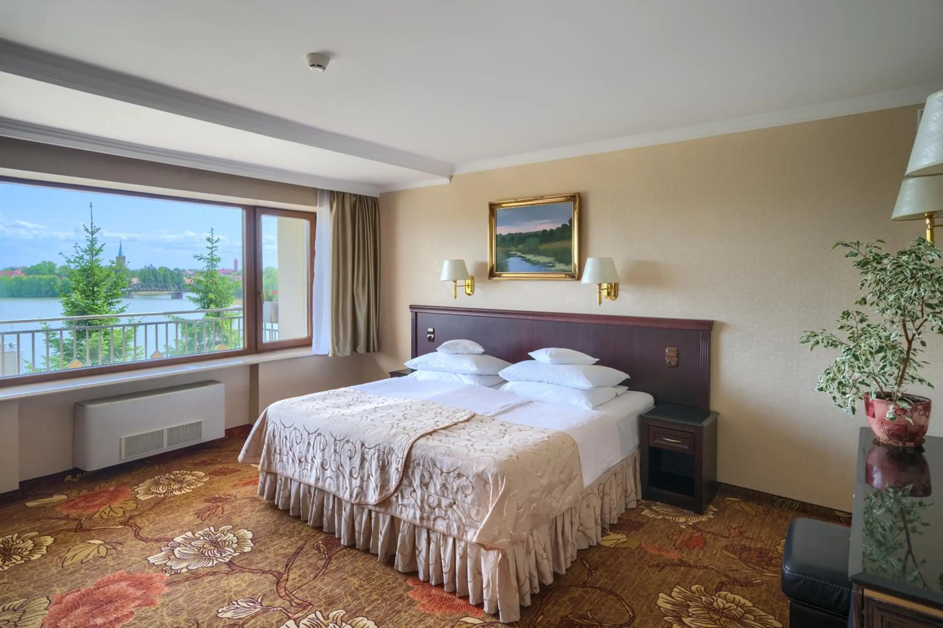 Bedroom, Bed in Hotel Gołębiewski Mikołajki