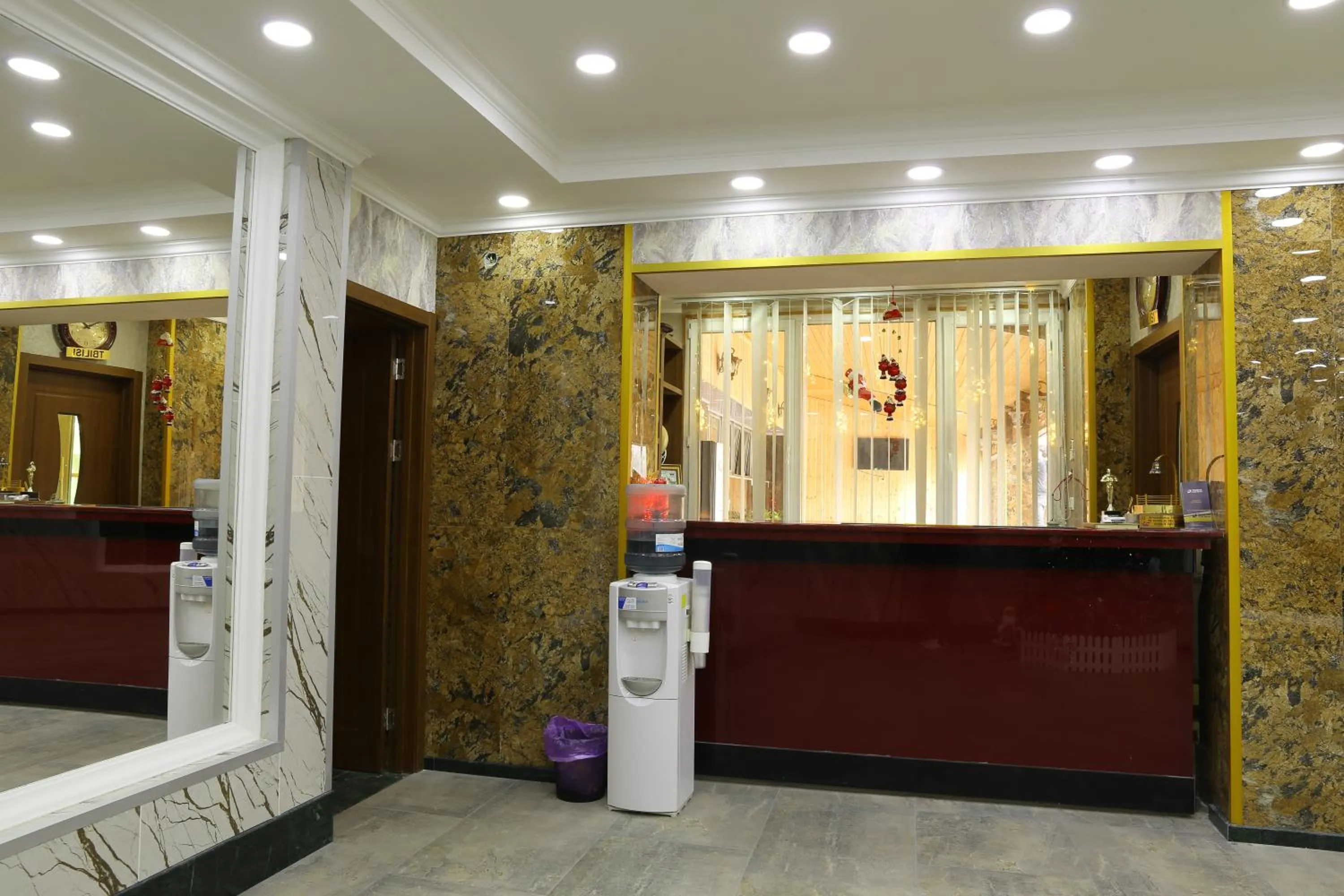 Lobby or reception in Dkd-bridge Hotel