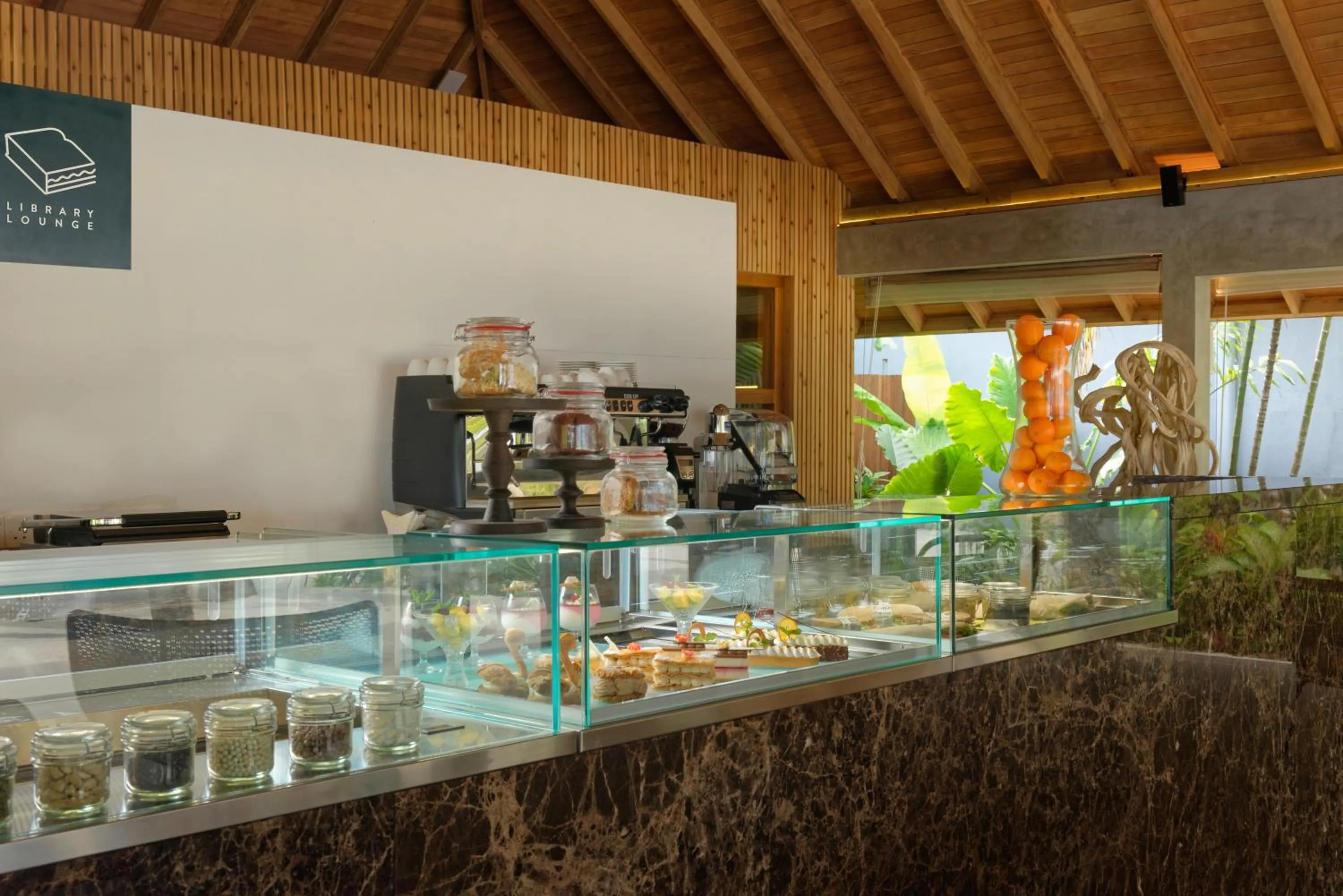 Restaurant/places to eat in OUTRIGGER Maldives Maafushivaru Resort