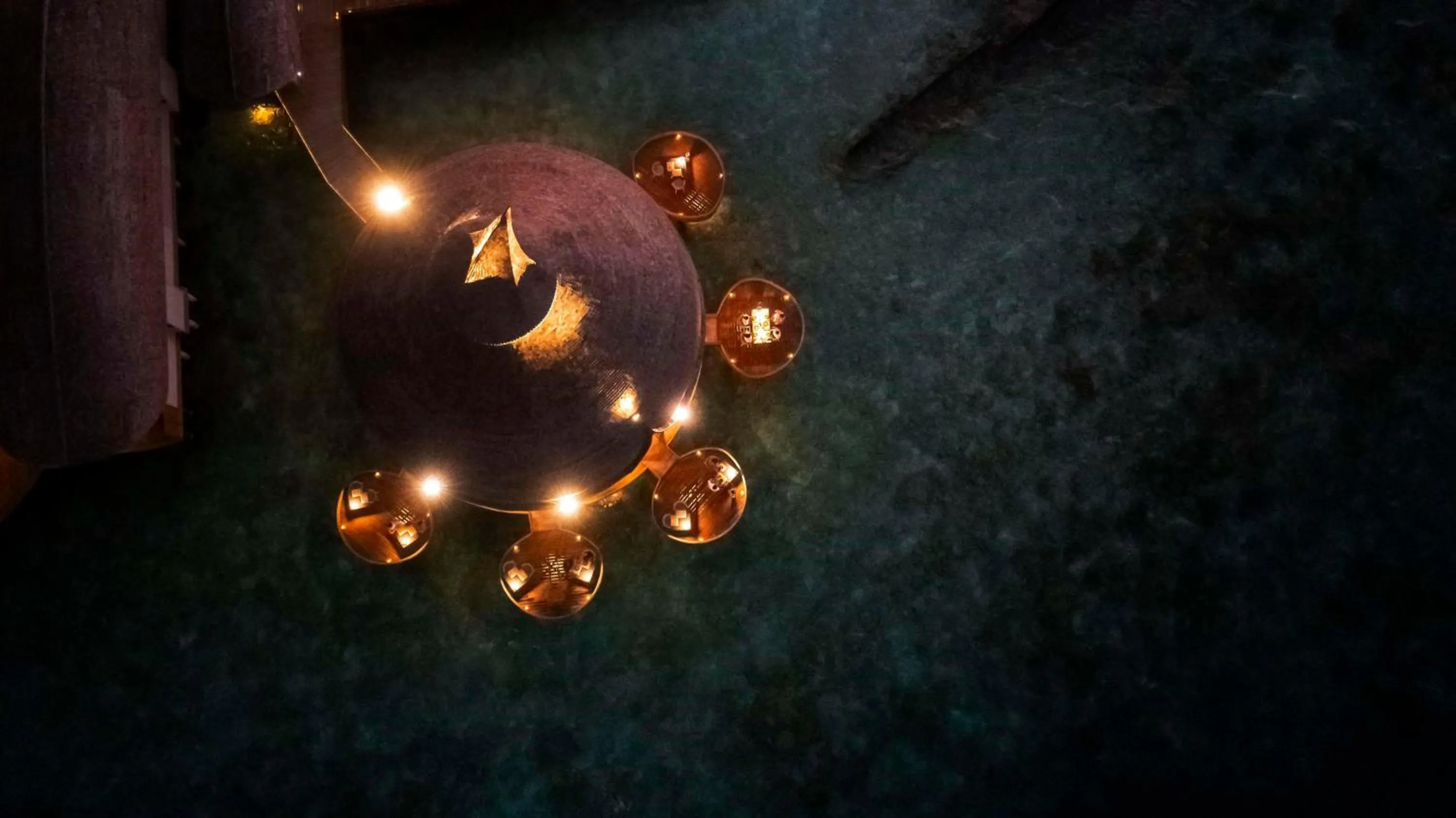 Restaurant/places to eat in OUTRIGGER Maldives Maafushivaru Resort