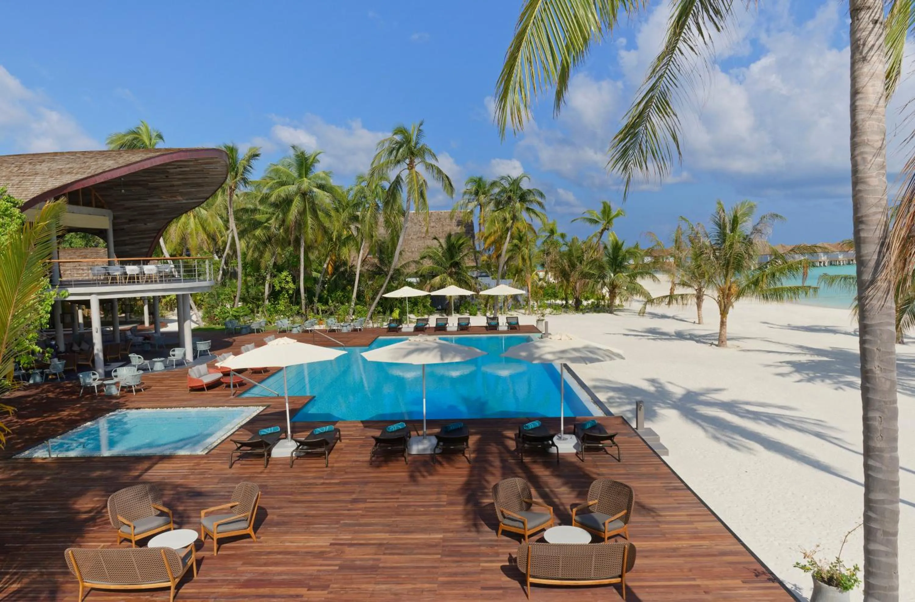 Lounge or bar in OUTRIGGER Maldives Maafushivaru Resort
