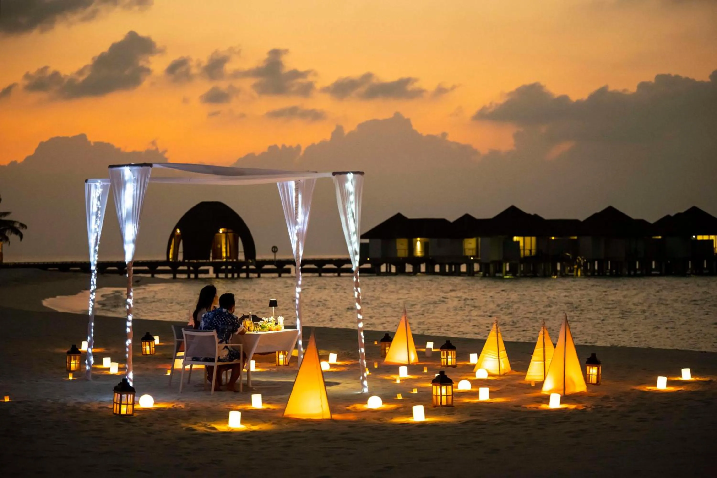 Restaurant/places to eat in OUTRIGGER Maldives Maafushivaru Resort