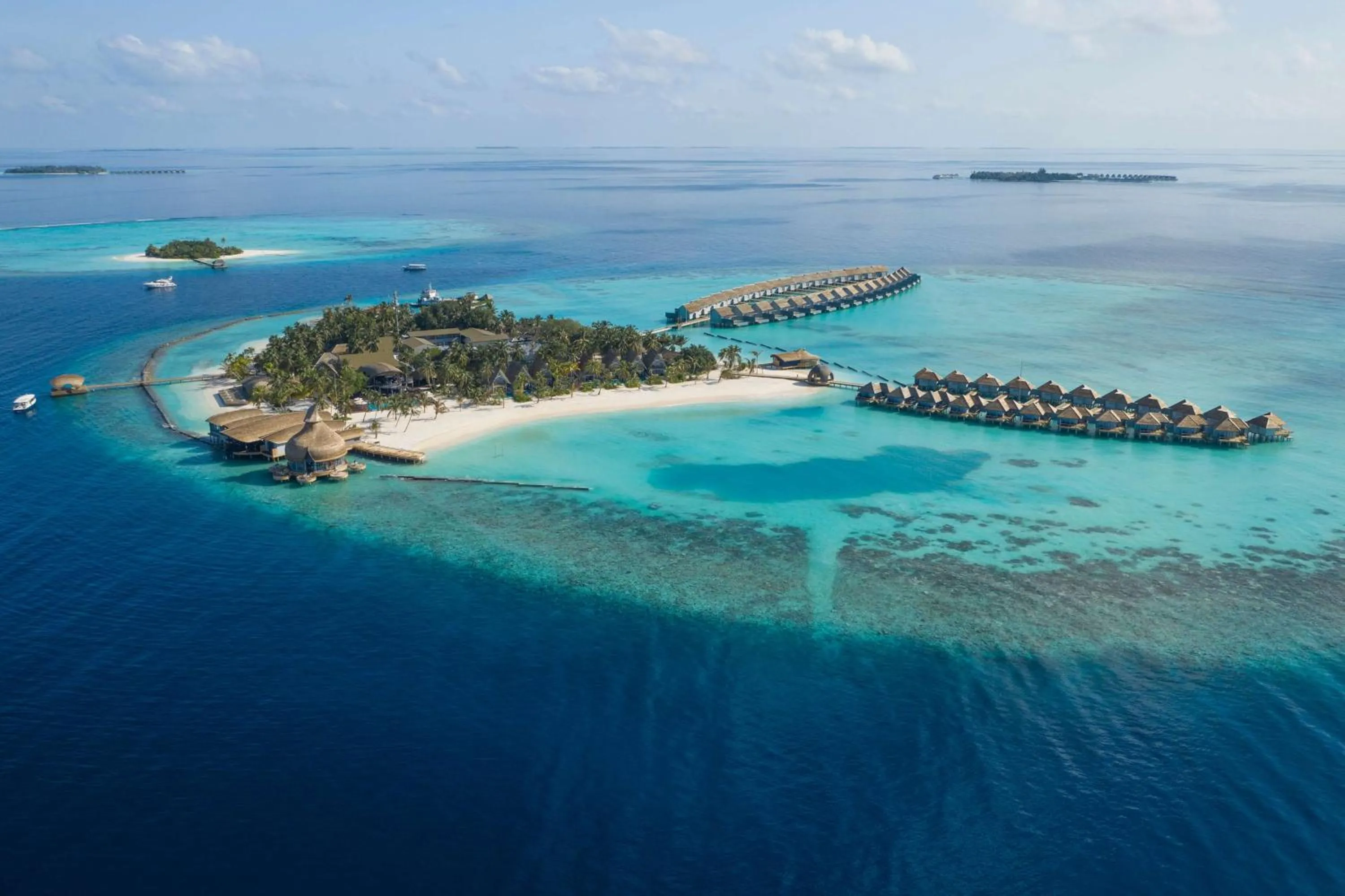 Property building in OUTRIGGER Maldives Maafushivaru Resort
