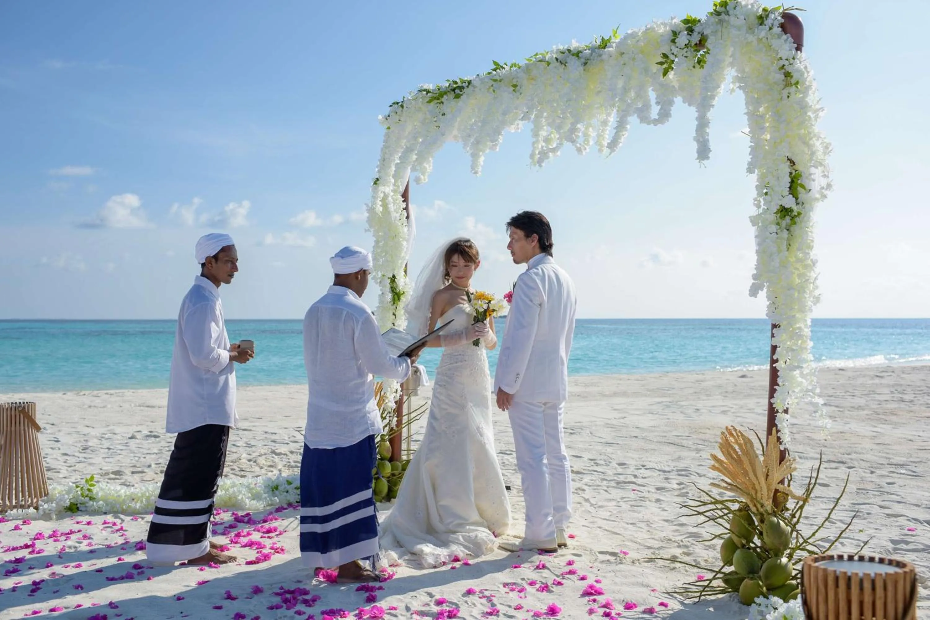 Property building in OUTRIGGER Maldives Maafushivaru Resort