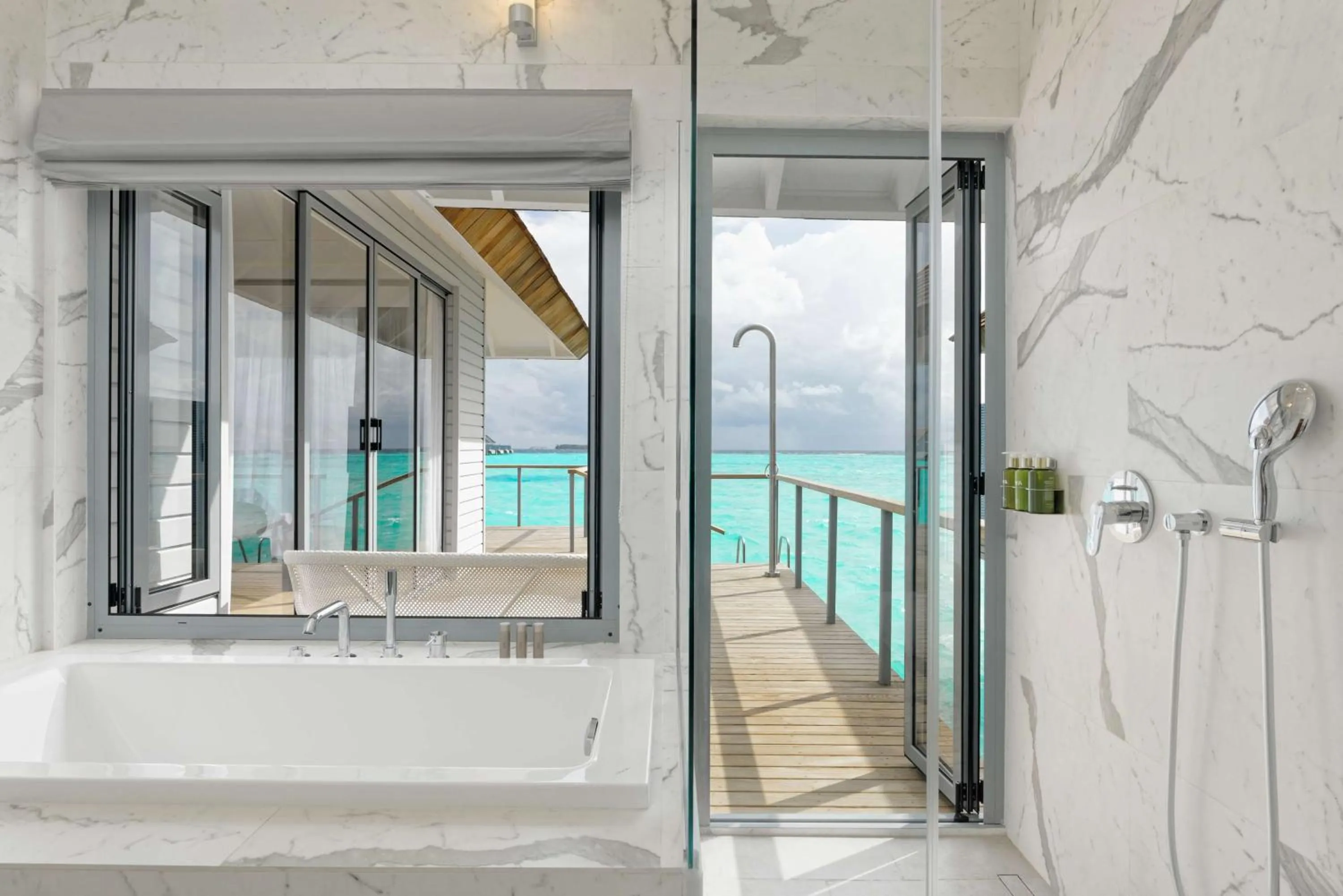 Bathroom in OUTRIGGER Maldives Maafushivaru Resort