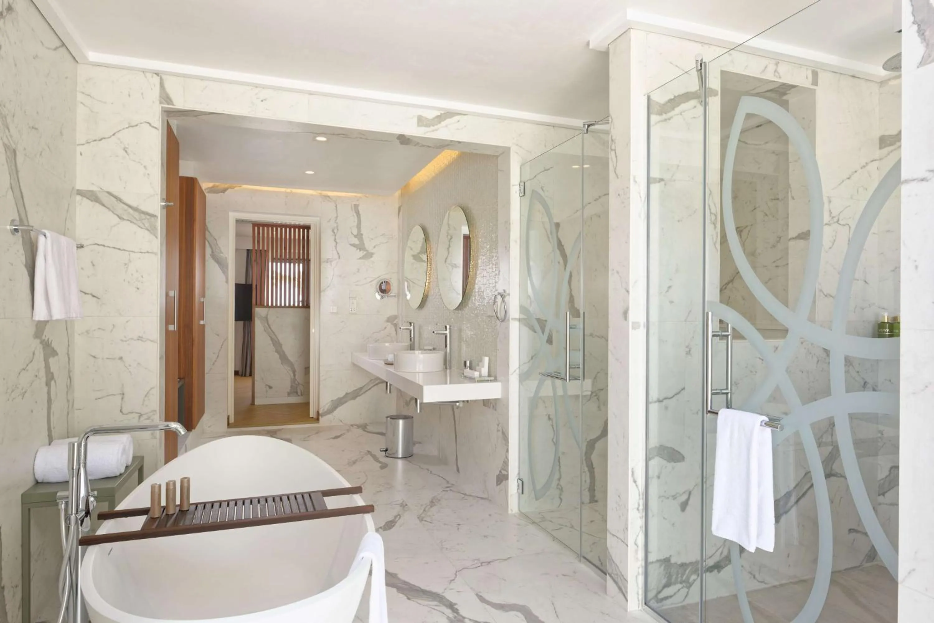 Bathroom in OUTRIGGER Maldives Maafushivaru Resort