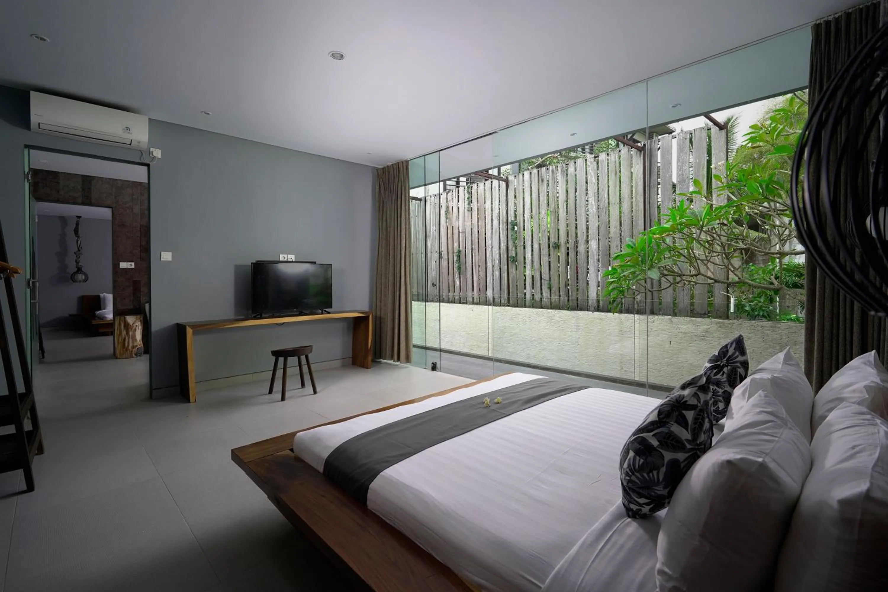 Bed in Sandhya Villa Canggu Echo Beach