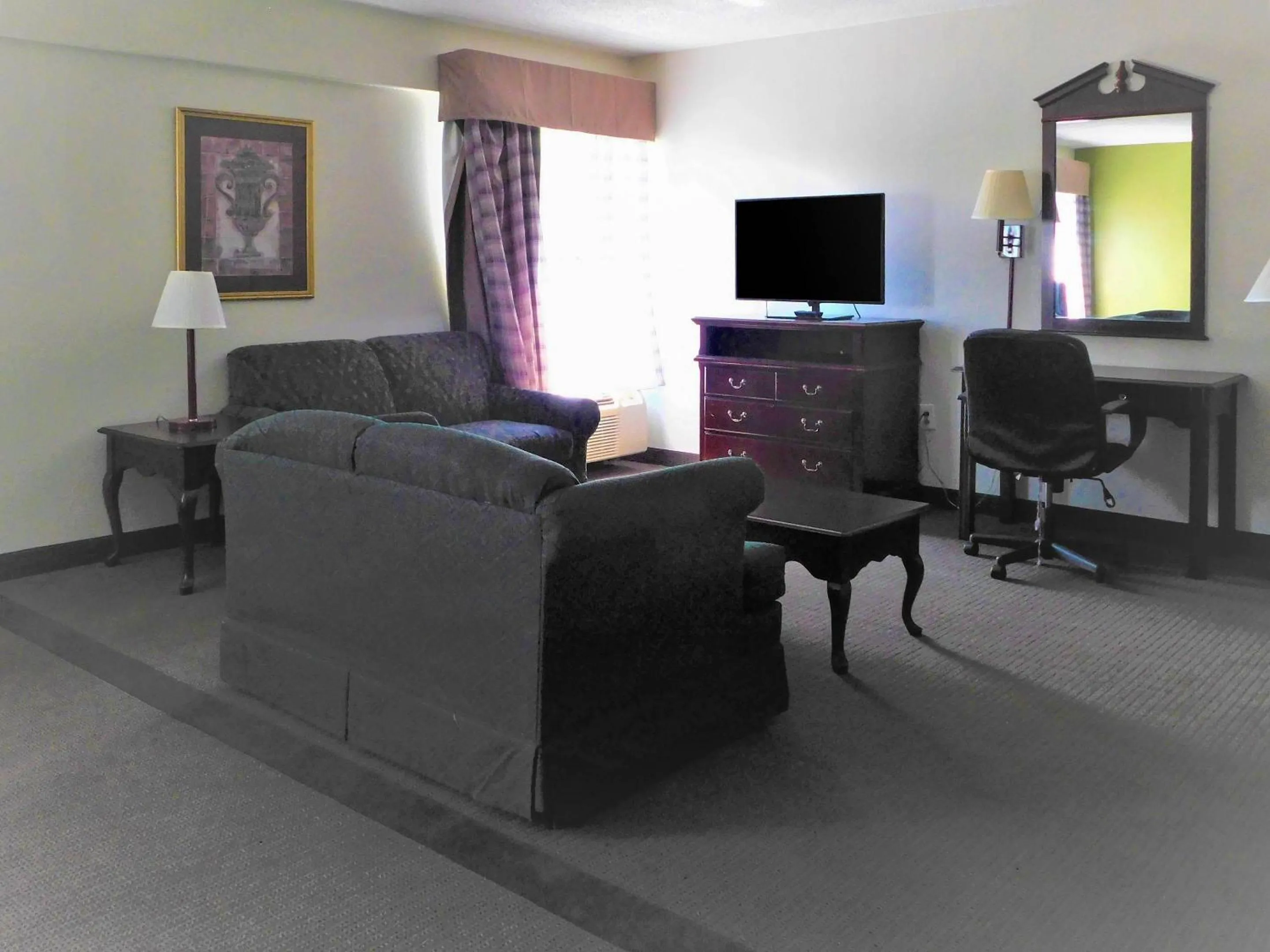 Bedroom in Quality Inn & Suites Thomasville I-85