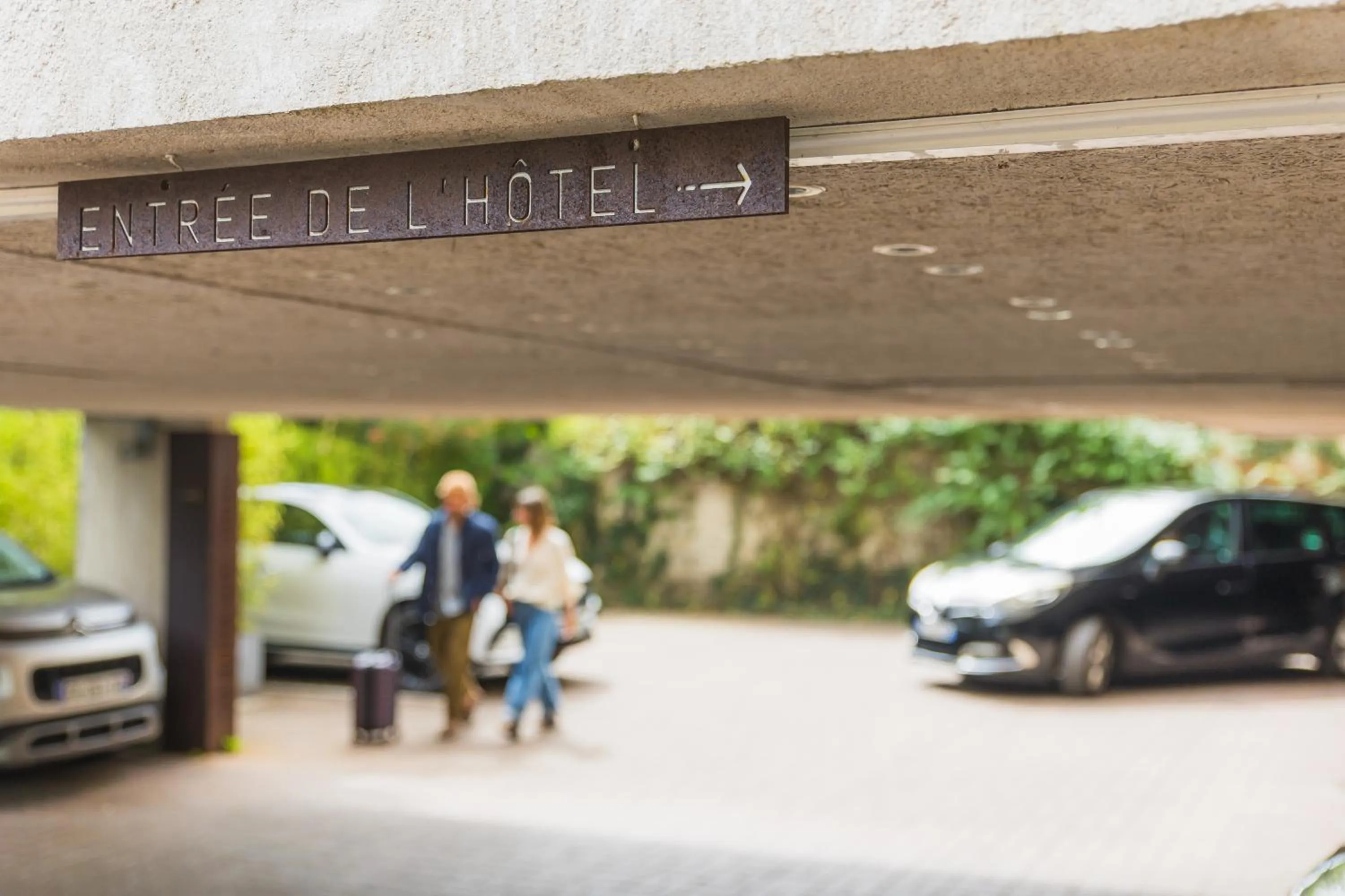 Parking in Le Saint-Nicolas