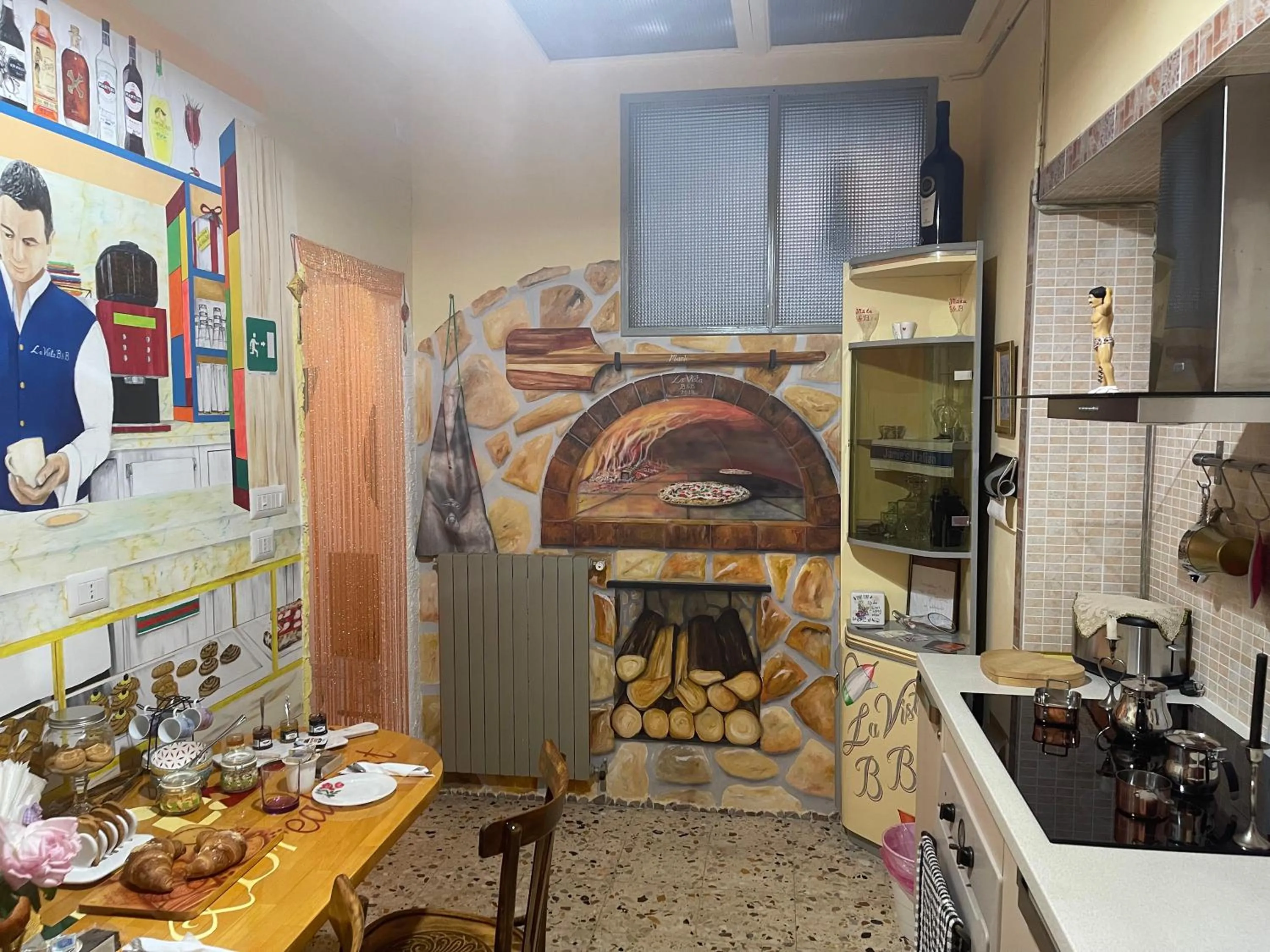 Kitchen or kitchenette in La Vista