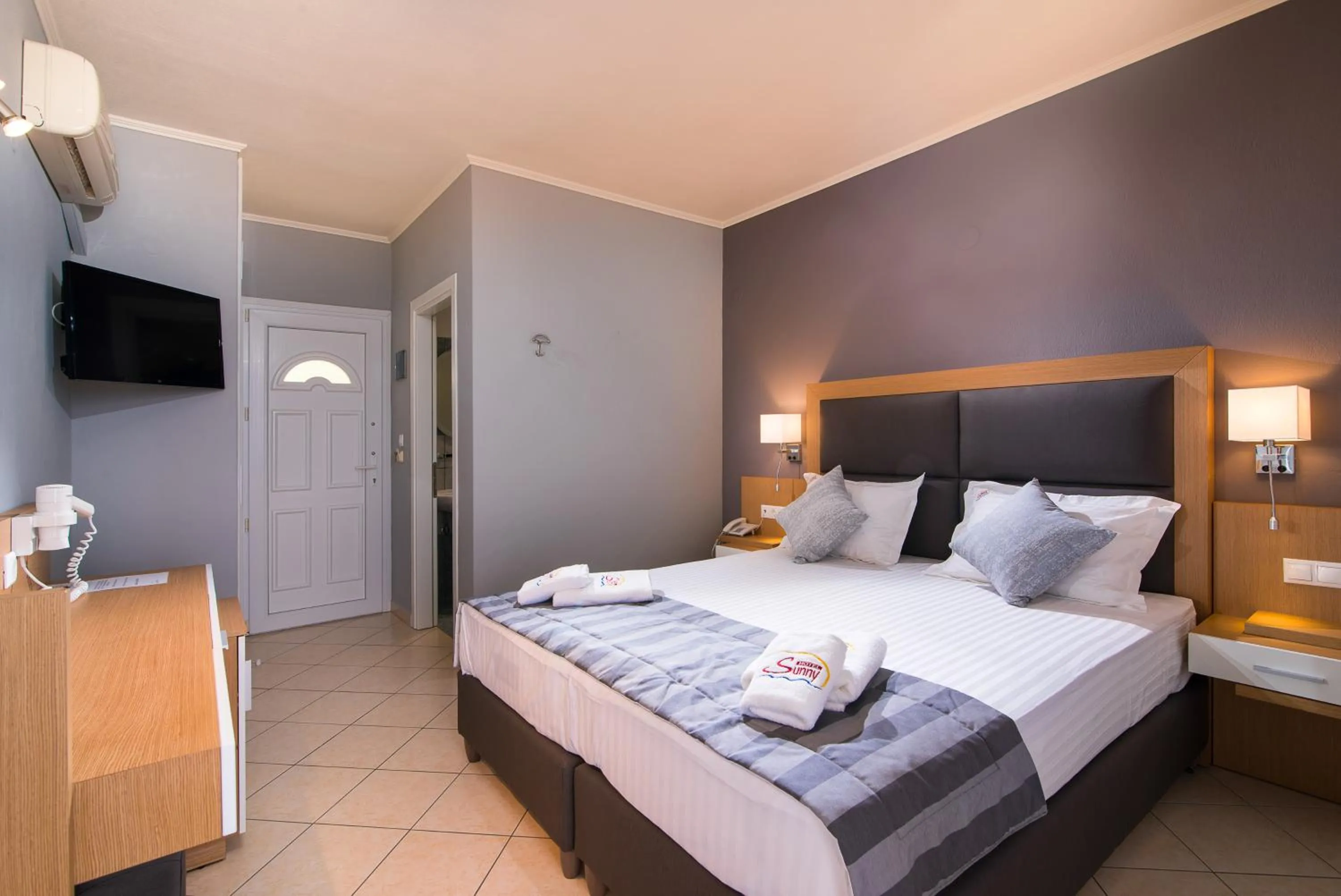 Bed in Sunny Hotel Thassos