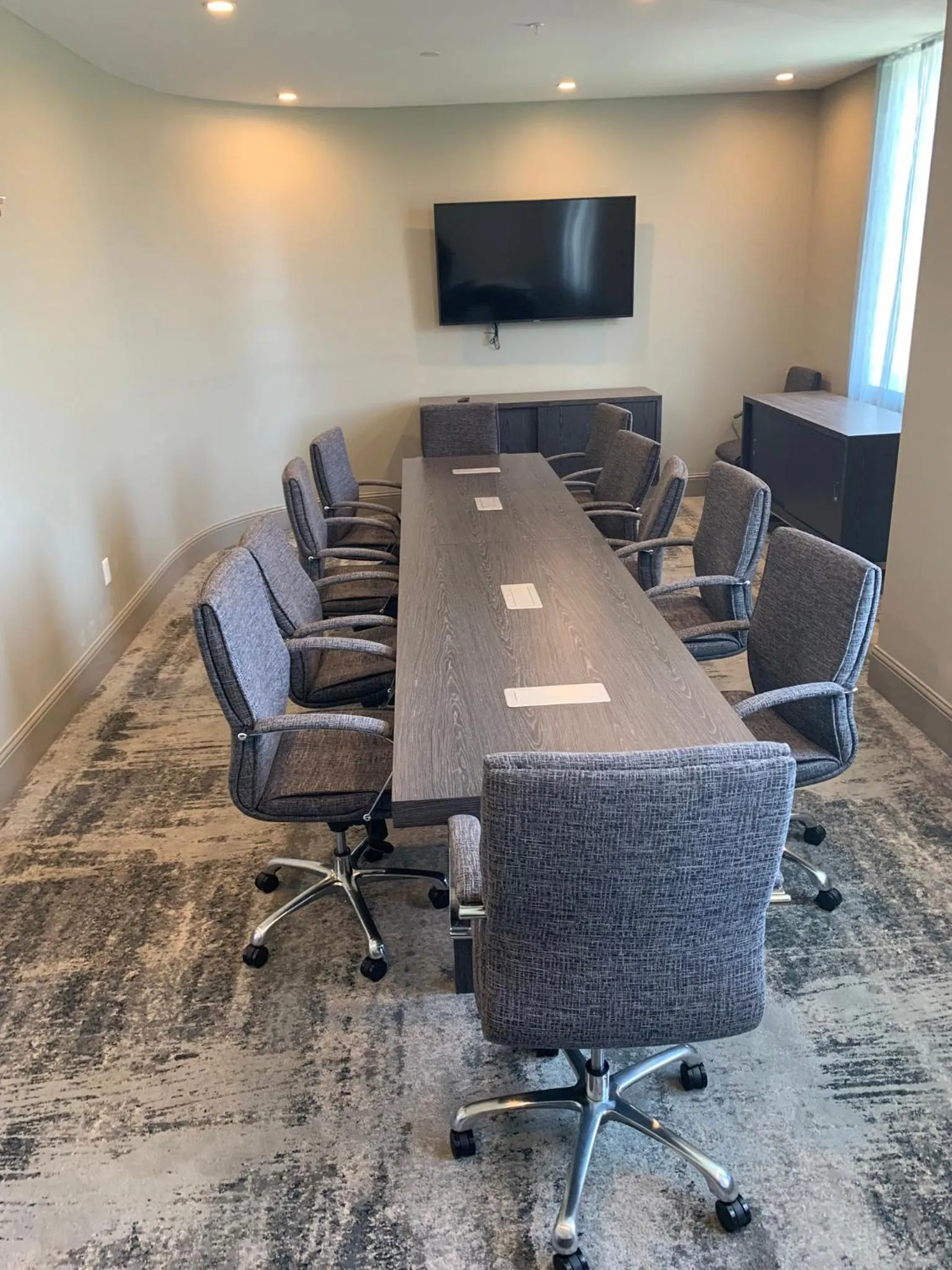 Business facilities in Centennial Plaza Resort Gulfport