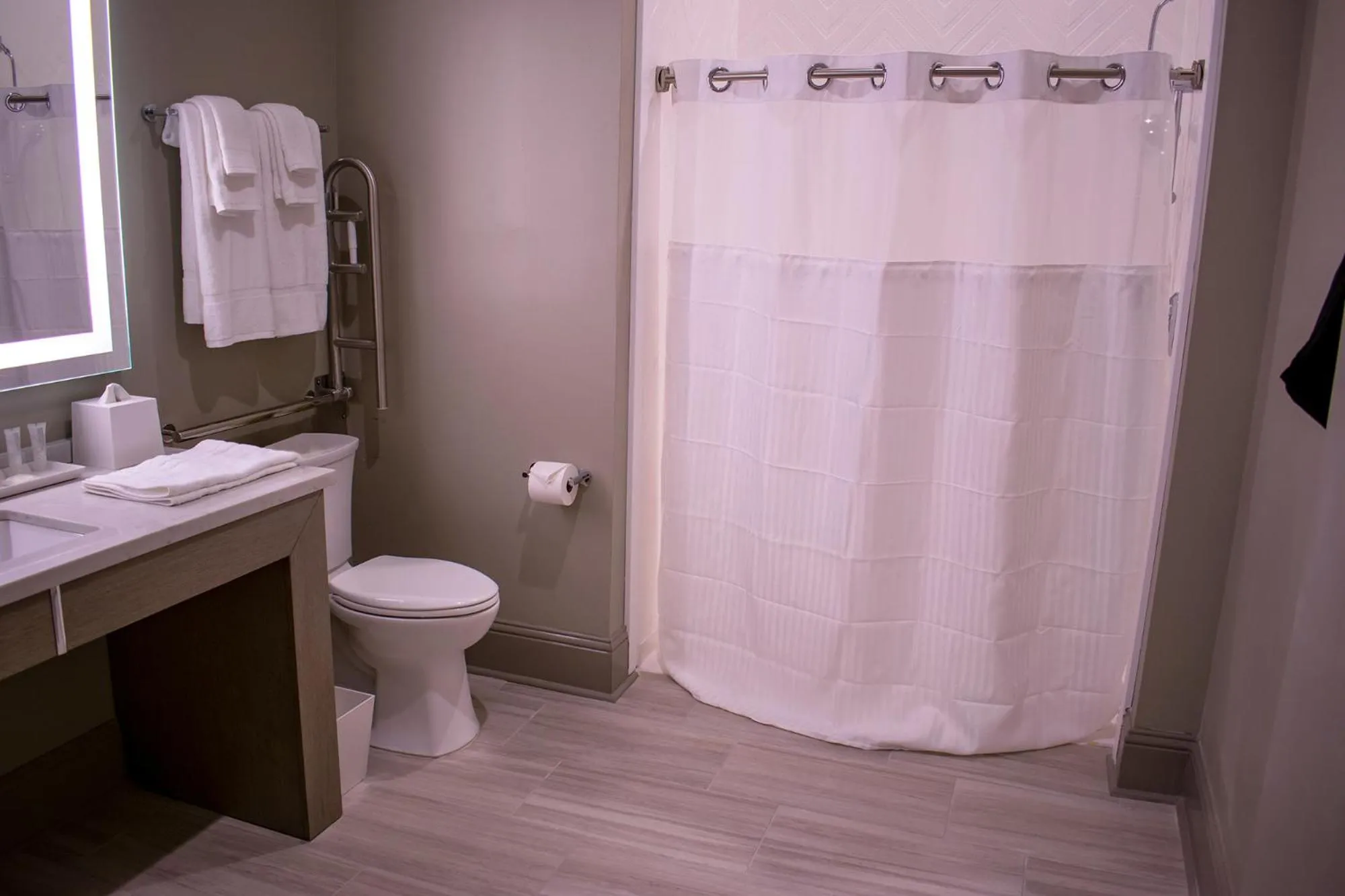 Centennial Plaza Resort Gulfport