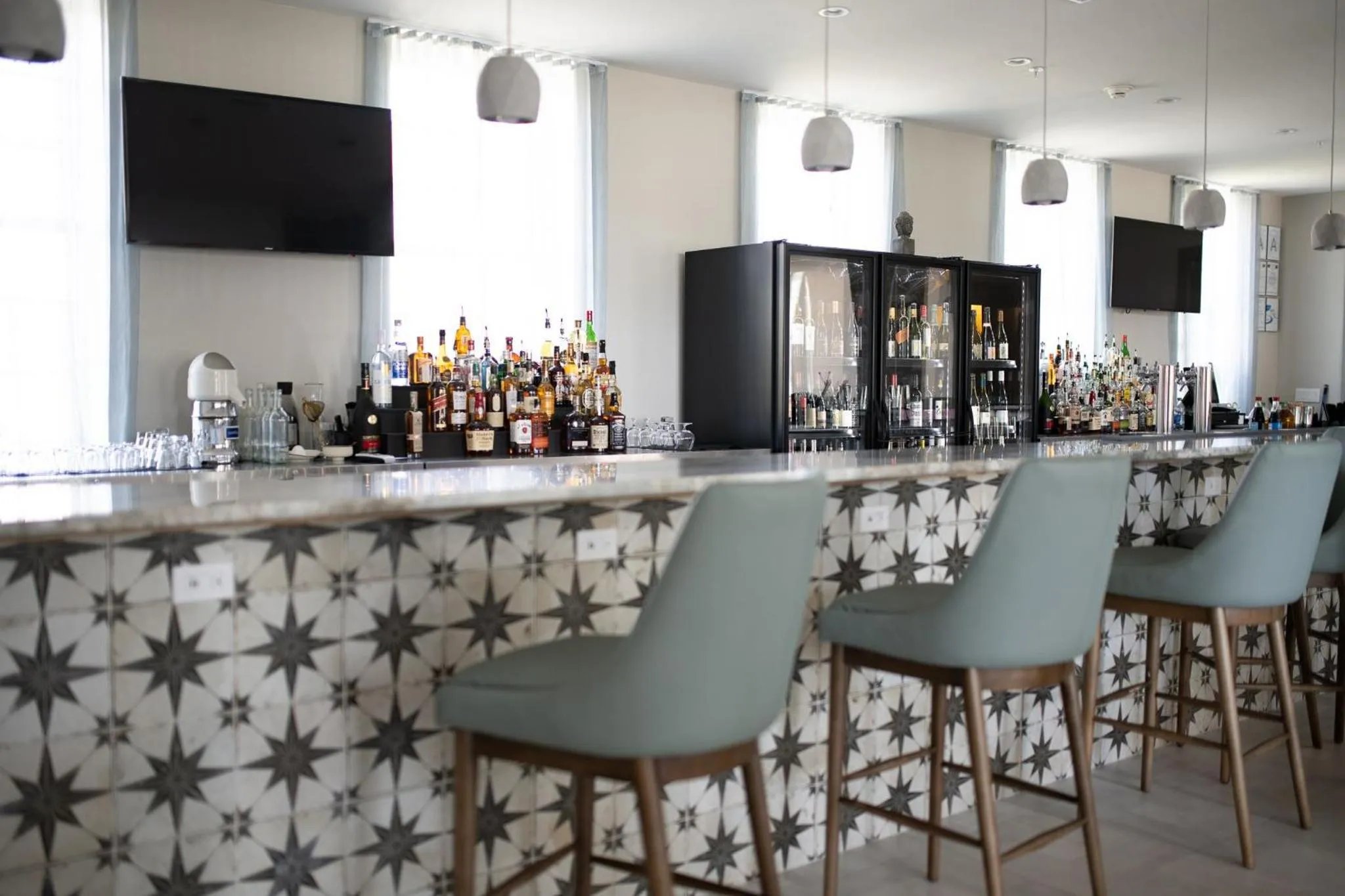 Lounge or bar in Centennial Plaza Resort Gulfport