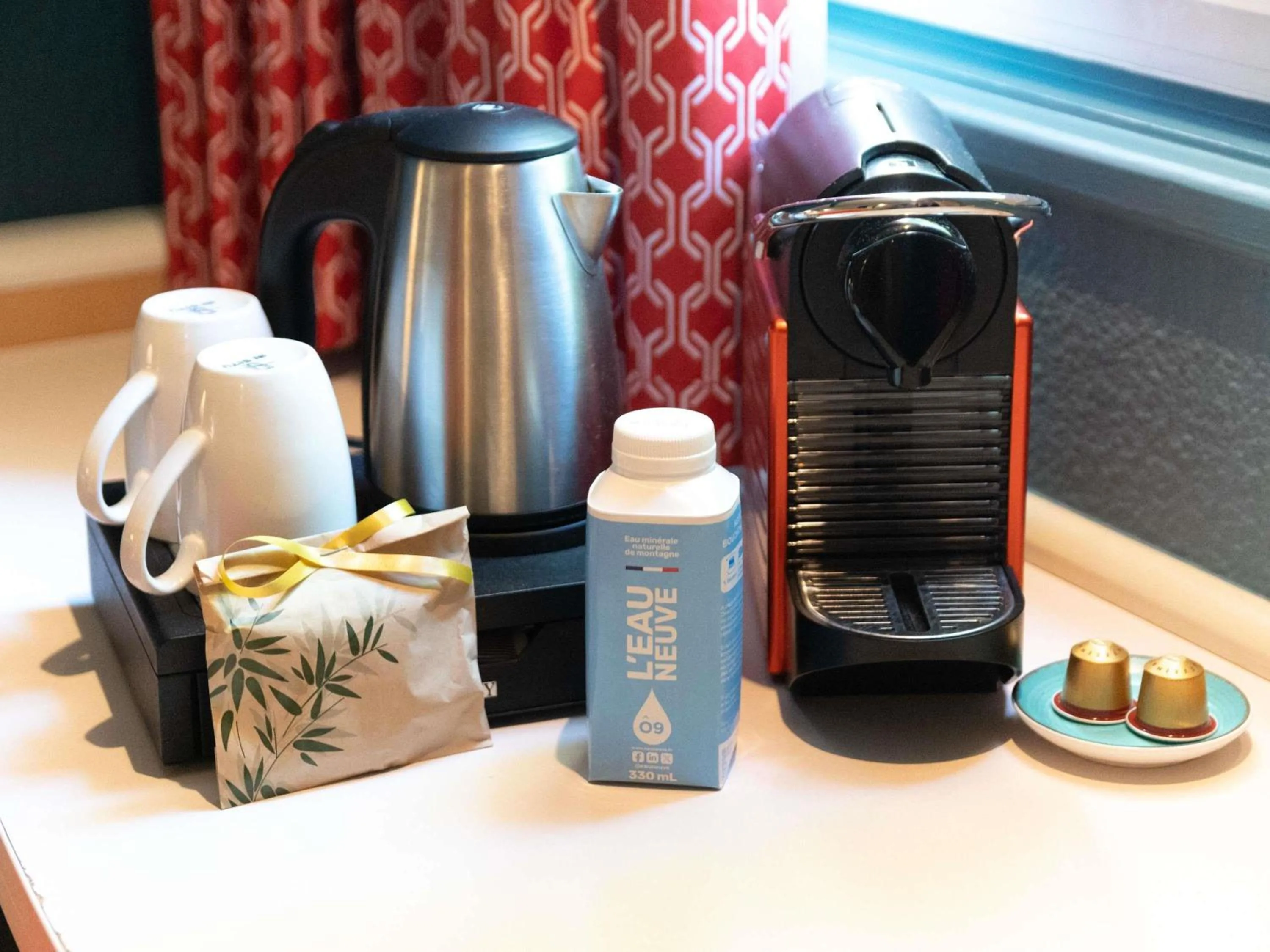 Bedroom in Hotel ibis Narbonne