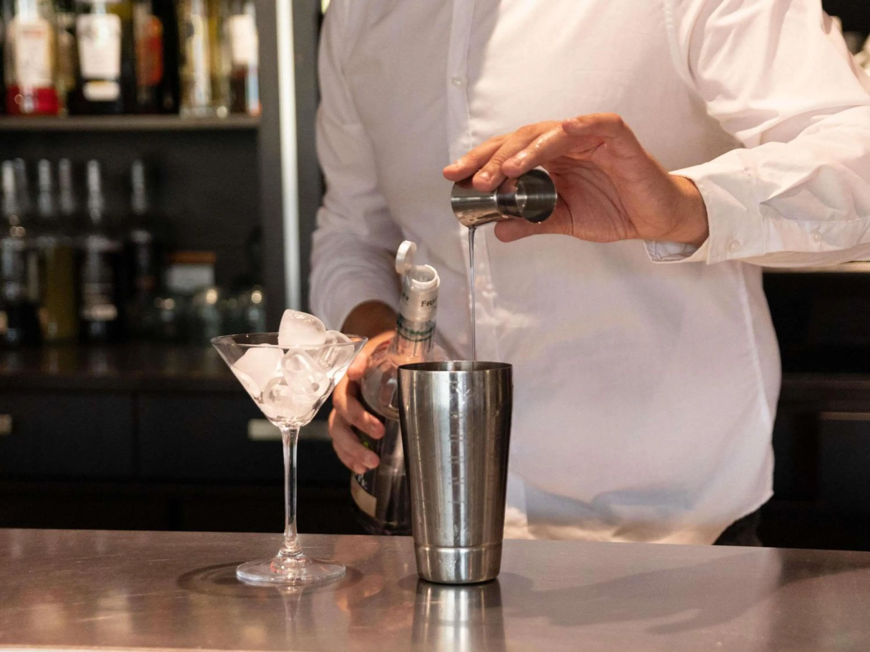 Lounge or bar in Hotel ibis Narbonne