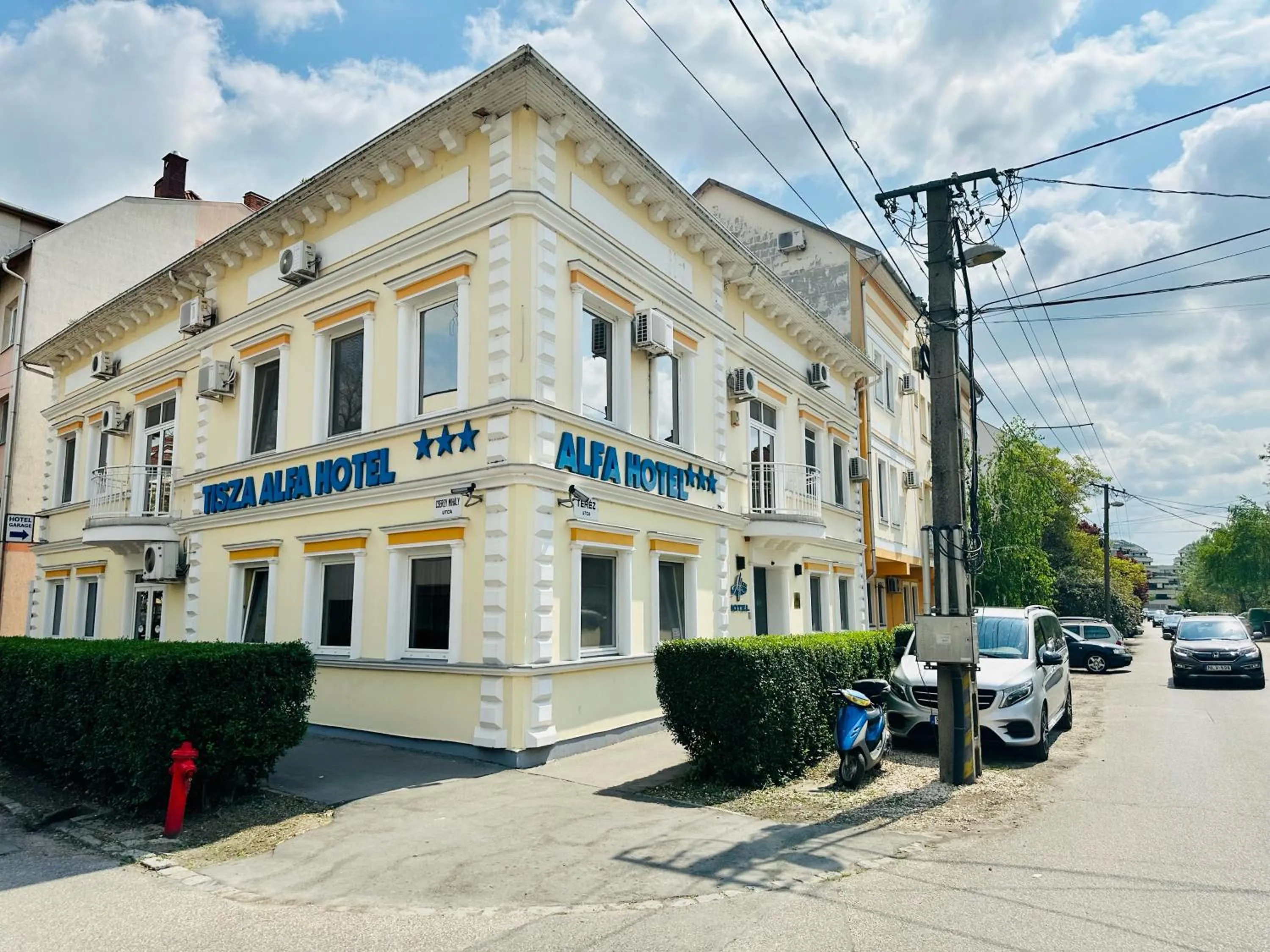 Property building in Tisza Alfa Hotel