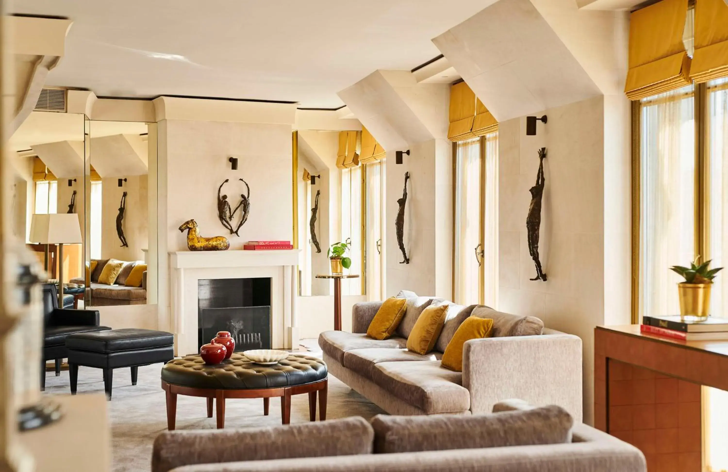 Presidential Suite in Park Hyatt Paris - Vendôme Presidential Suite in Park Hyatt Paris - Vendôme