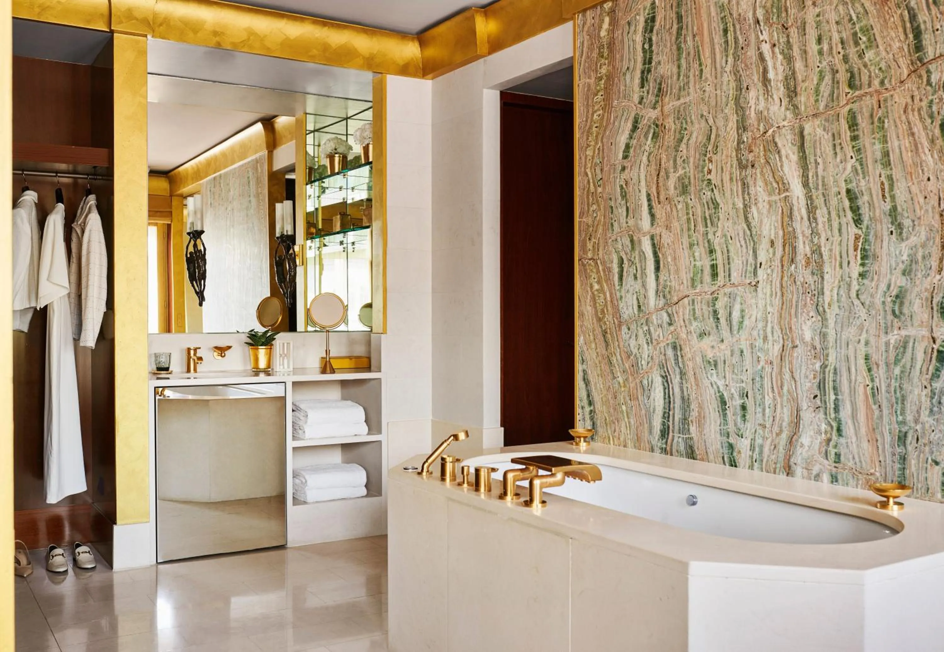 Bathroom in Park Hyatt Paris - Vendôme