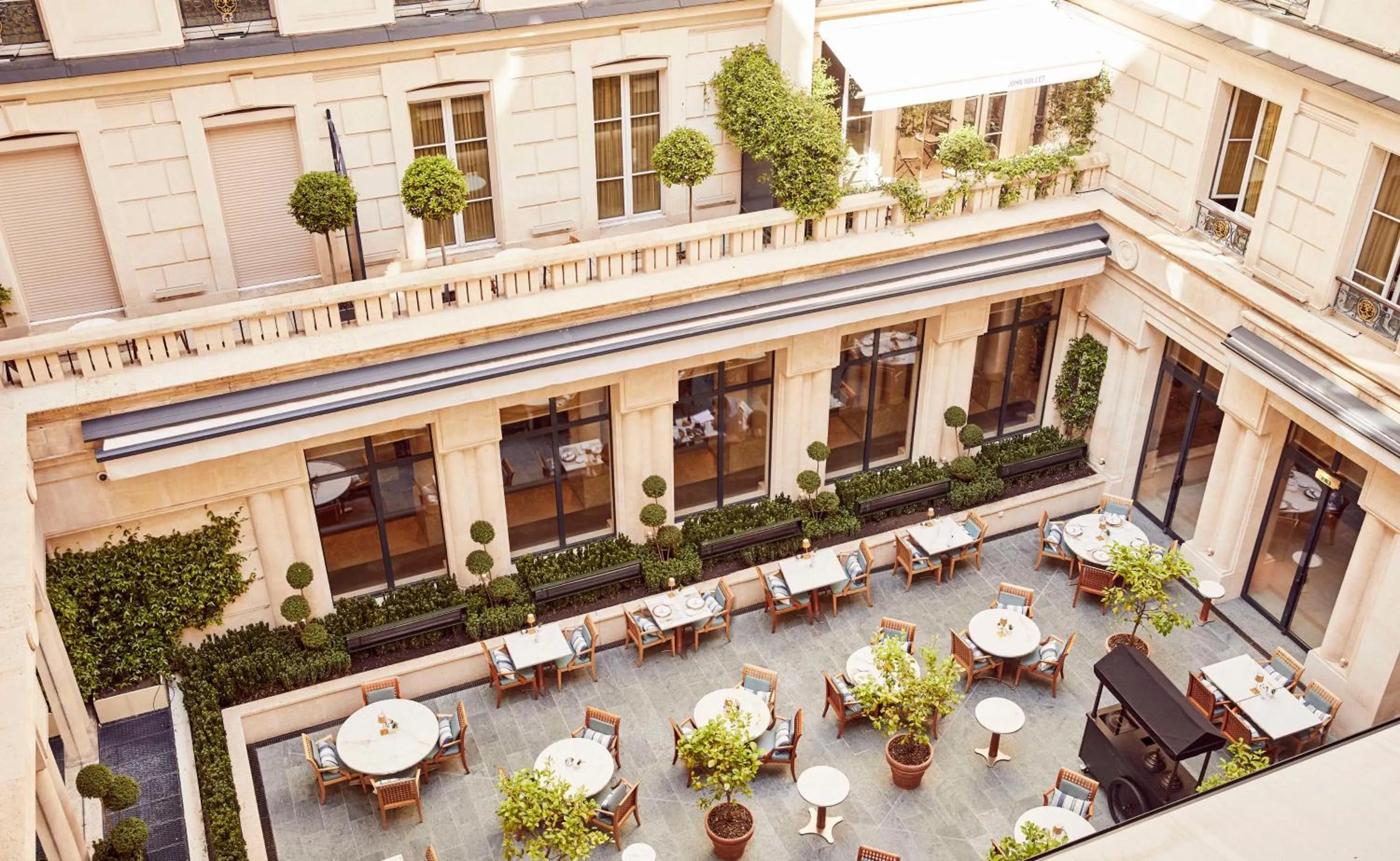Patio in Park Hyatt Paris - Vendôme