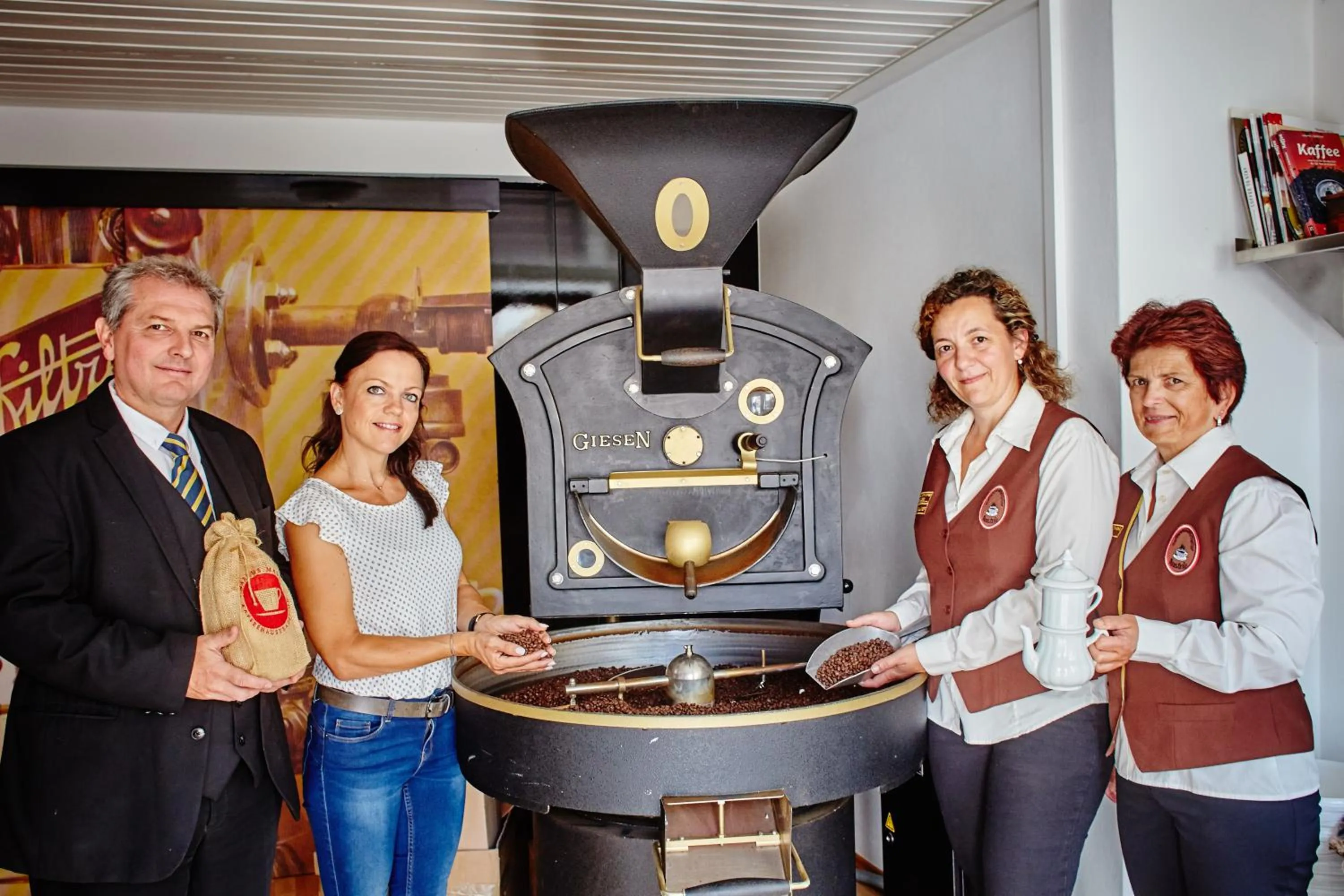 Non alcoholic drinks in Madar Café Restaurant zum Fürsten