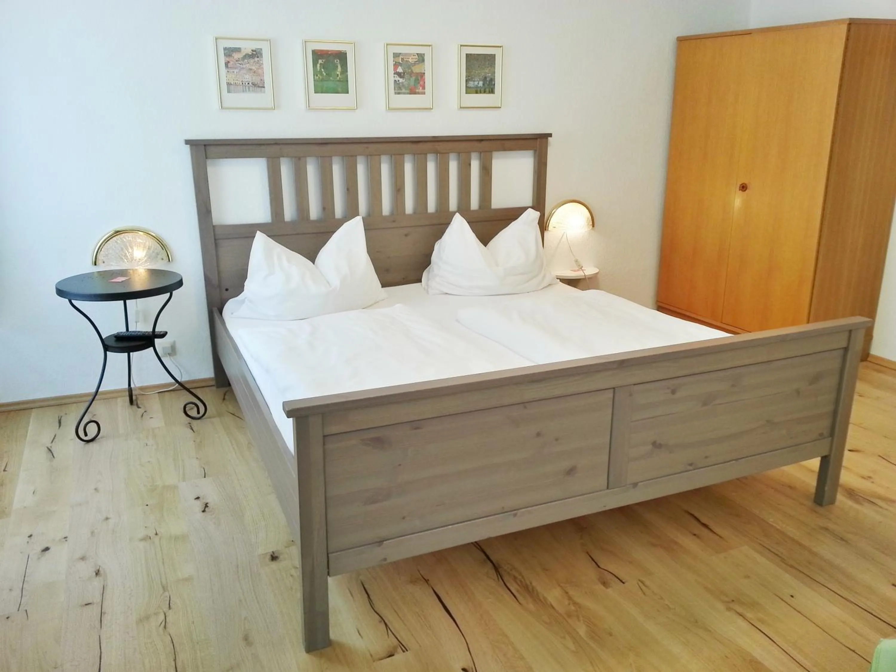 Bed in Madar Café Restaurant zum Fürsten