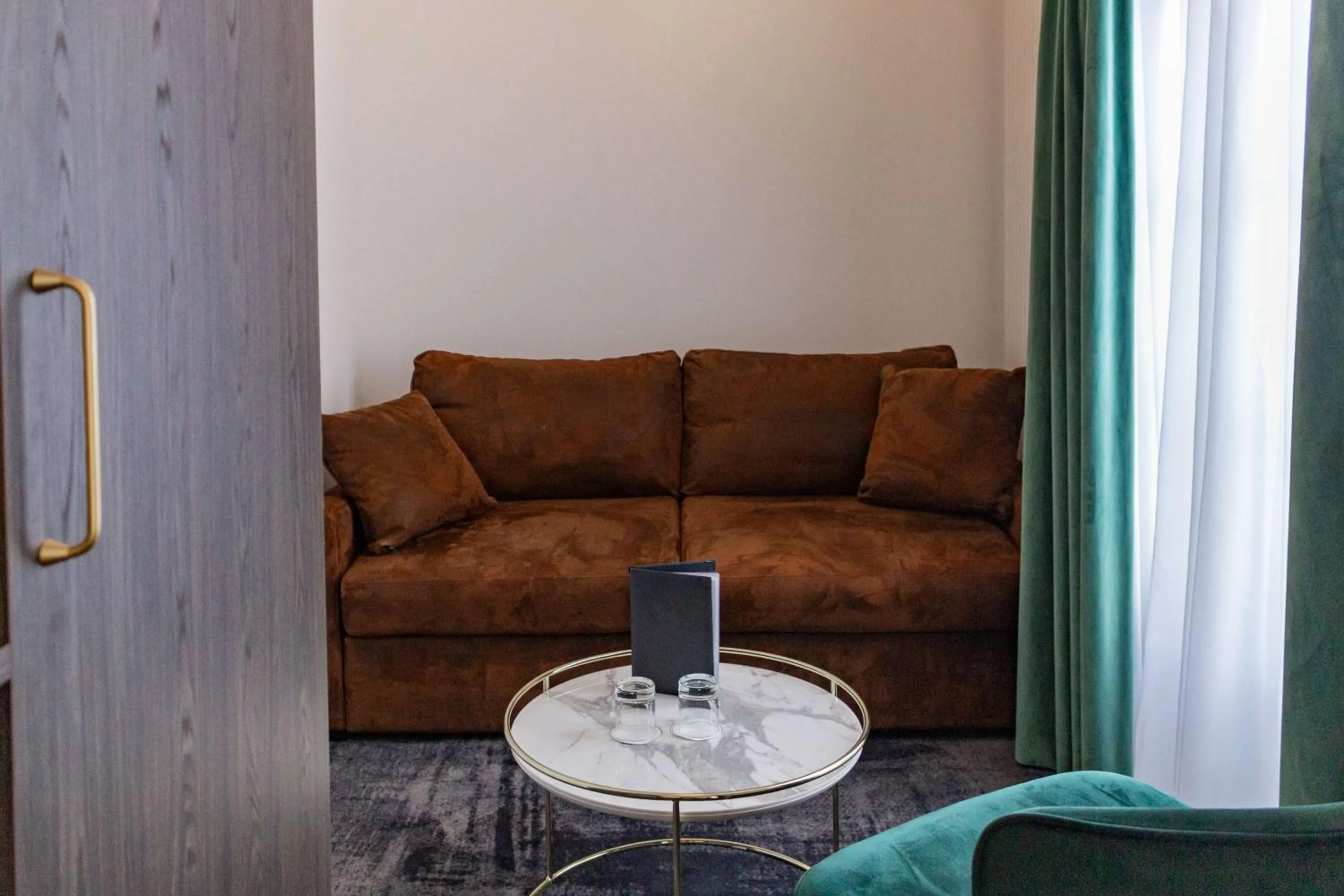 Living room in Best Western Plus l'Artist Hotel