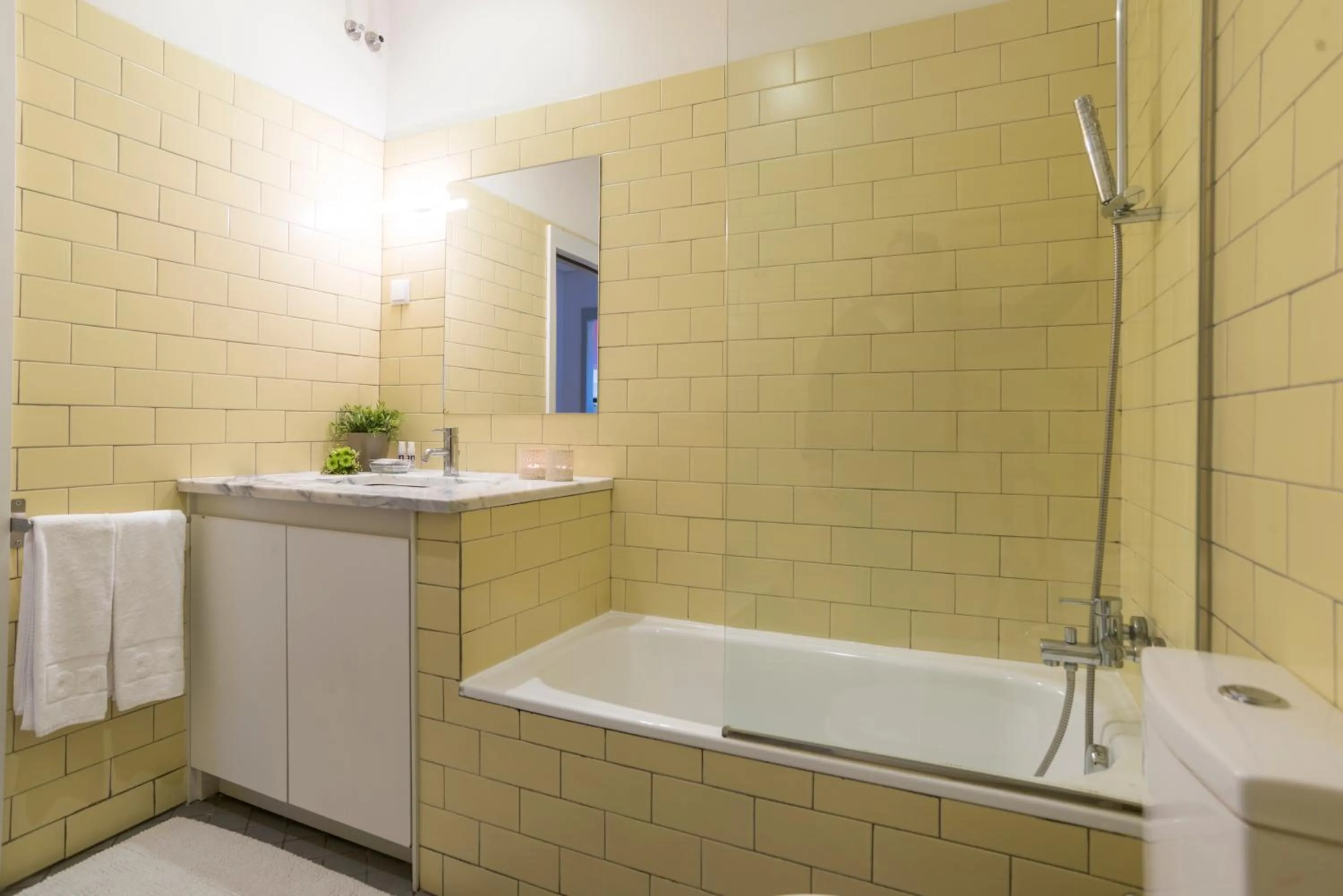 Bathroom in bnapartments Trindade