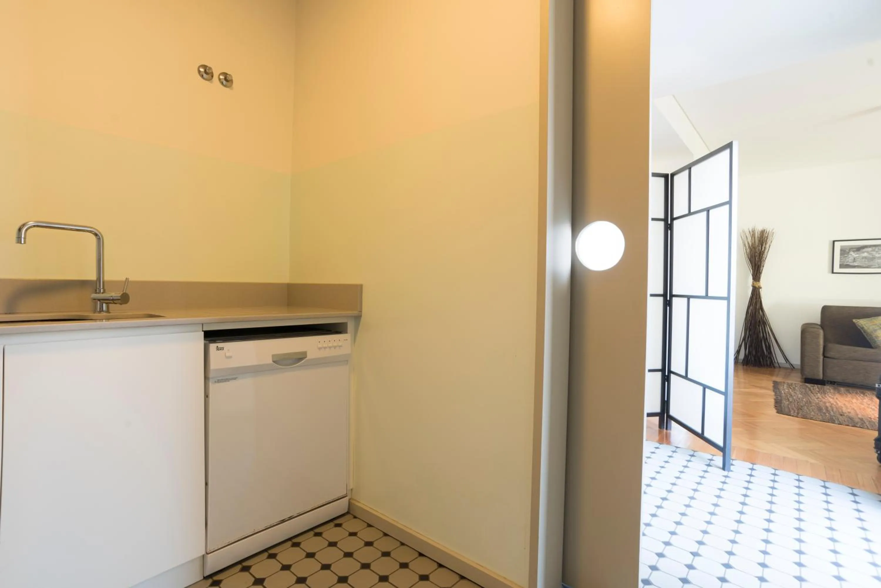 Kitchen or kitchenette in bnapartments Trindade