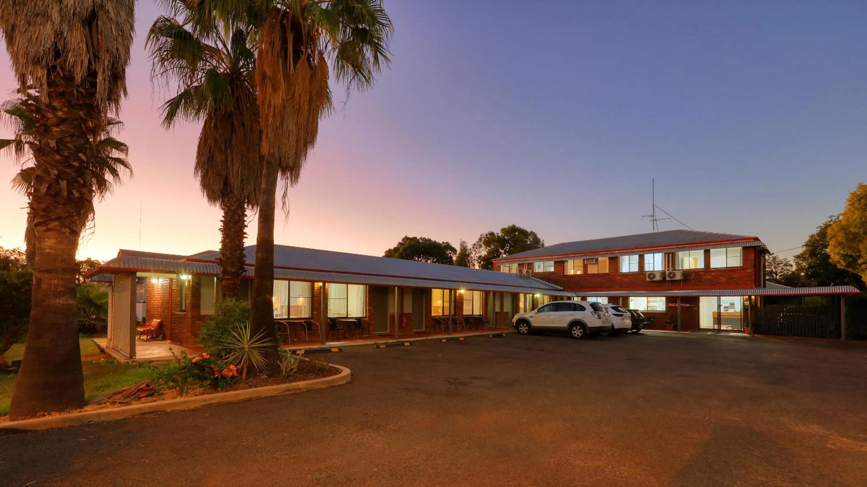 Property building in Bryants Motel Roma