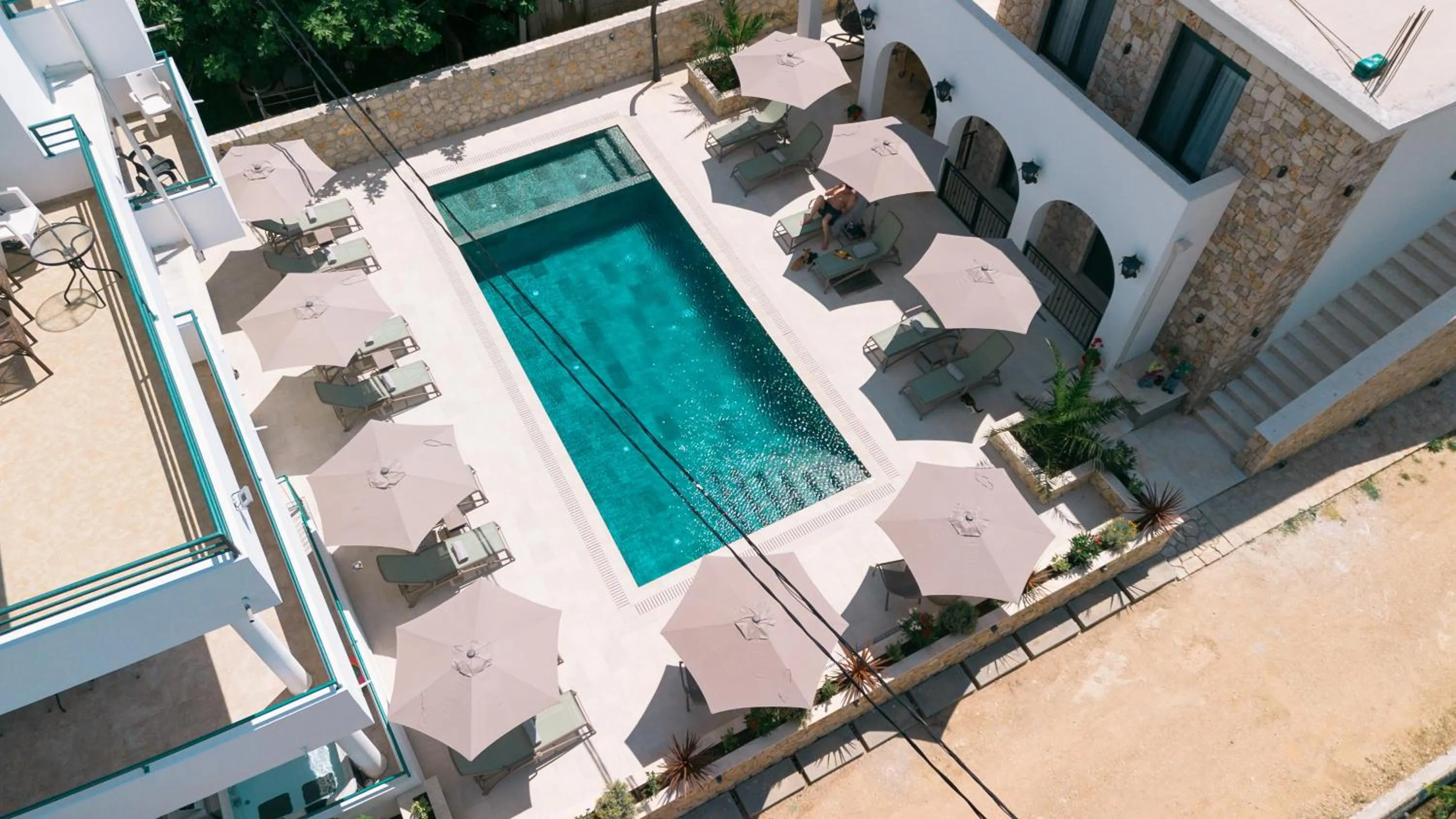 Swimming pool in B&B Lovac