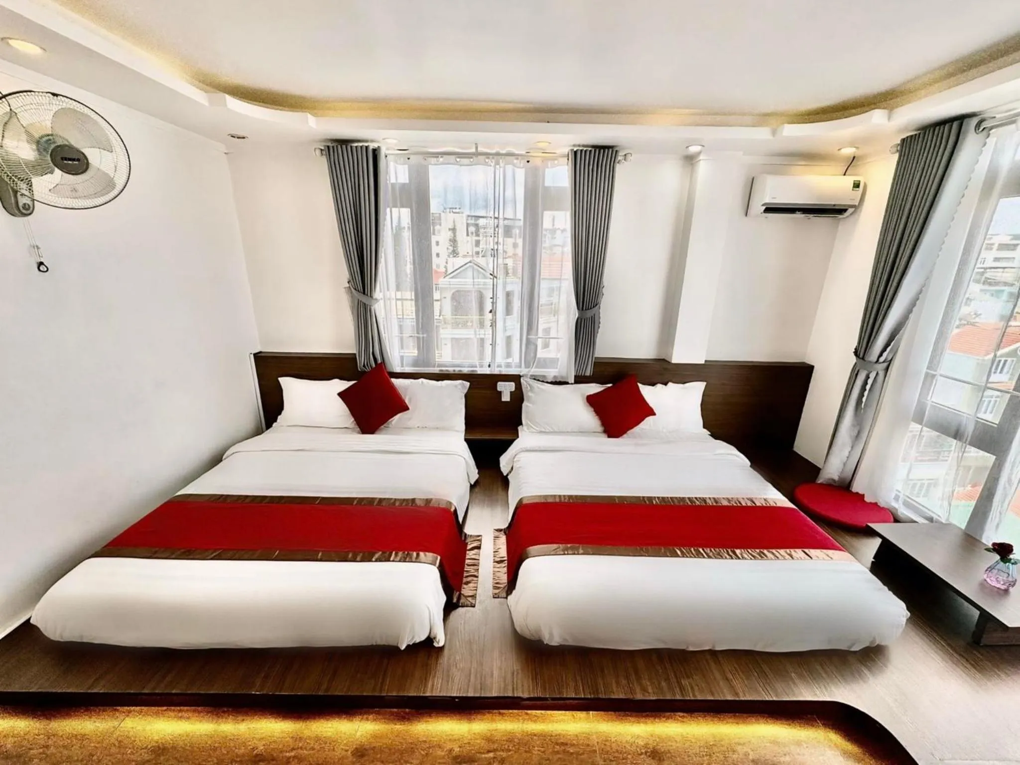 Photo of the whole room, Bed in Le Tuan Minh Hotel