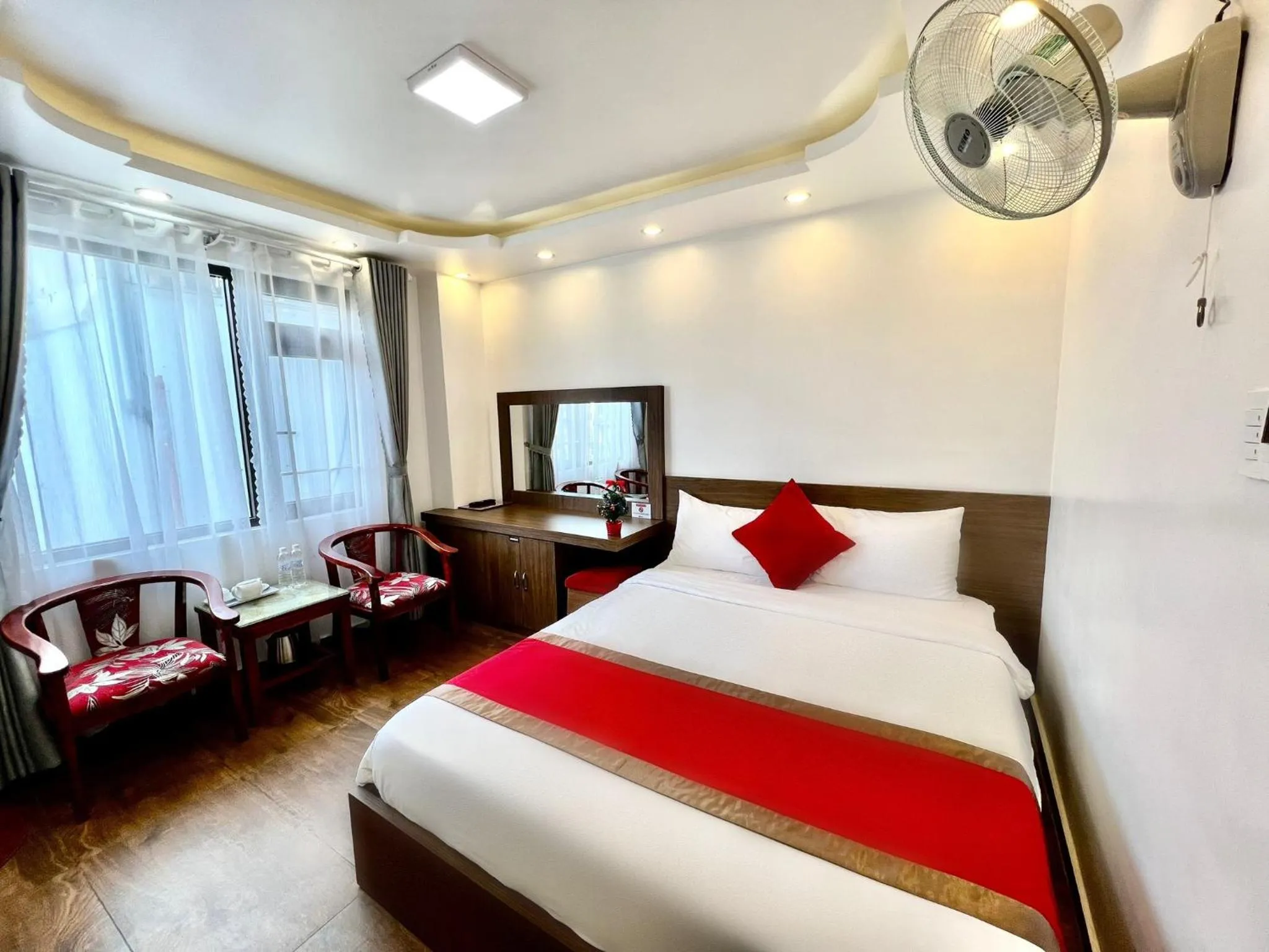 Photo of the whole room, Bed in Le Tuan Minh Hotel