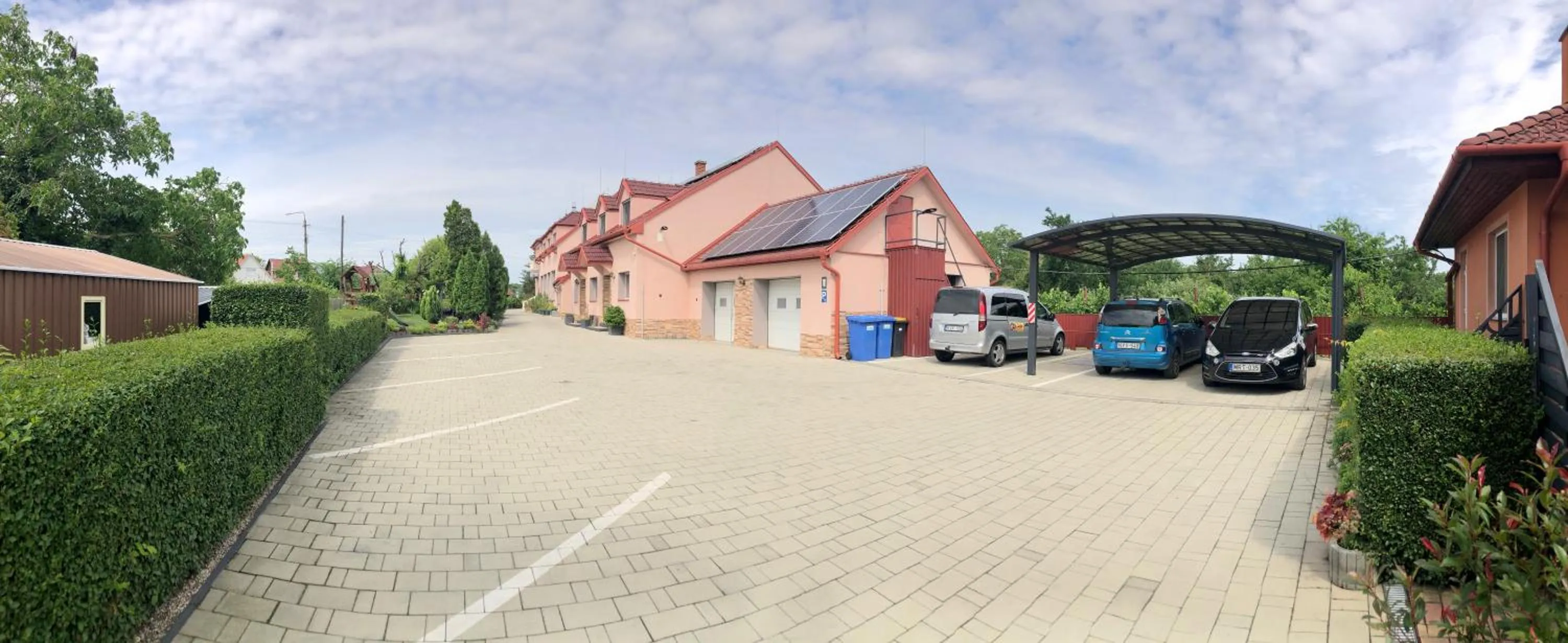 Property building in Katalin Motel & Étterem