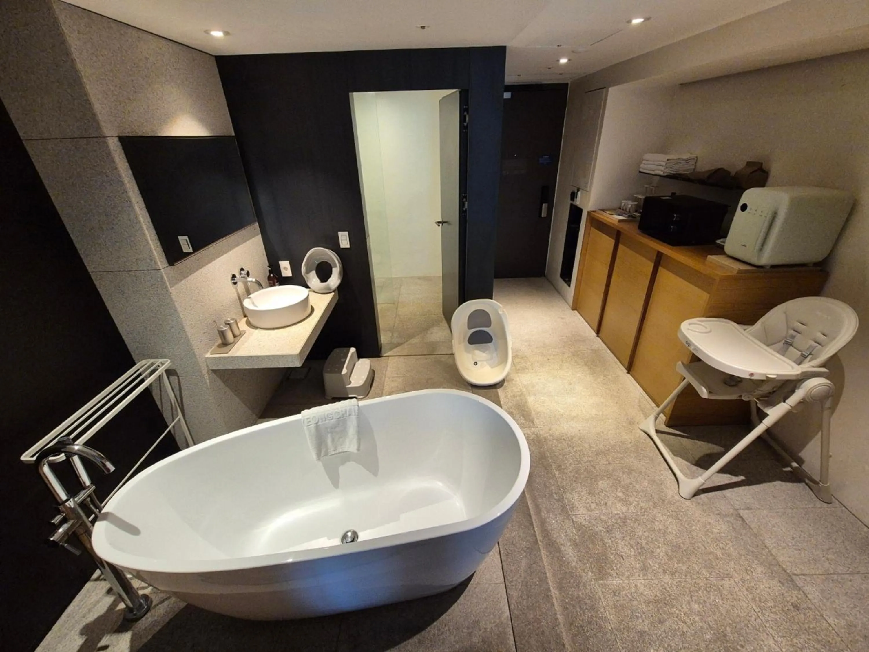 Toilet in Phoenix Hotel Pyeongchang