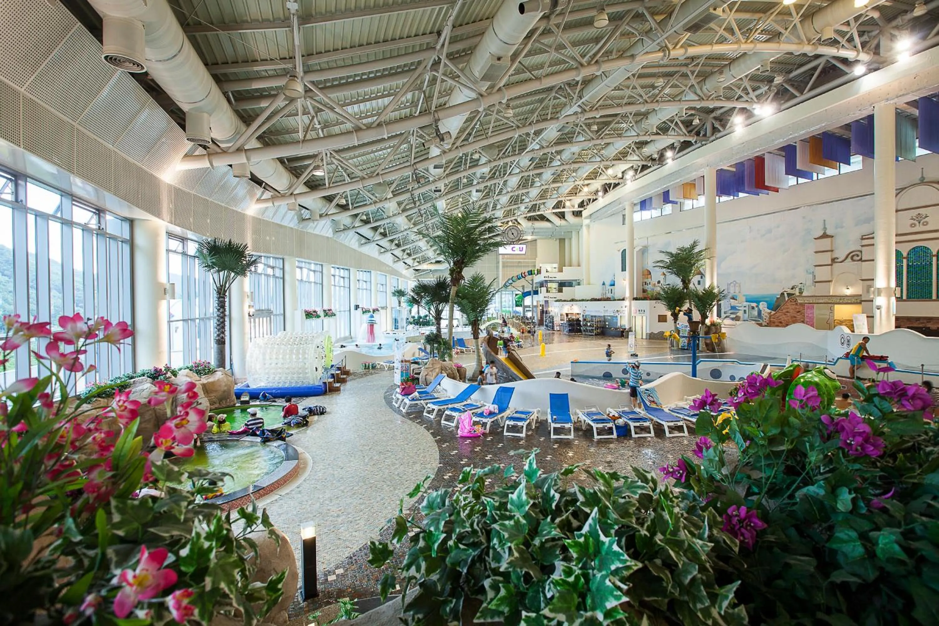 Swimming pool in Phoenix Hotel Pyeongchang