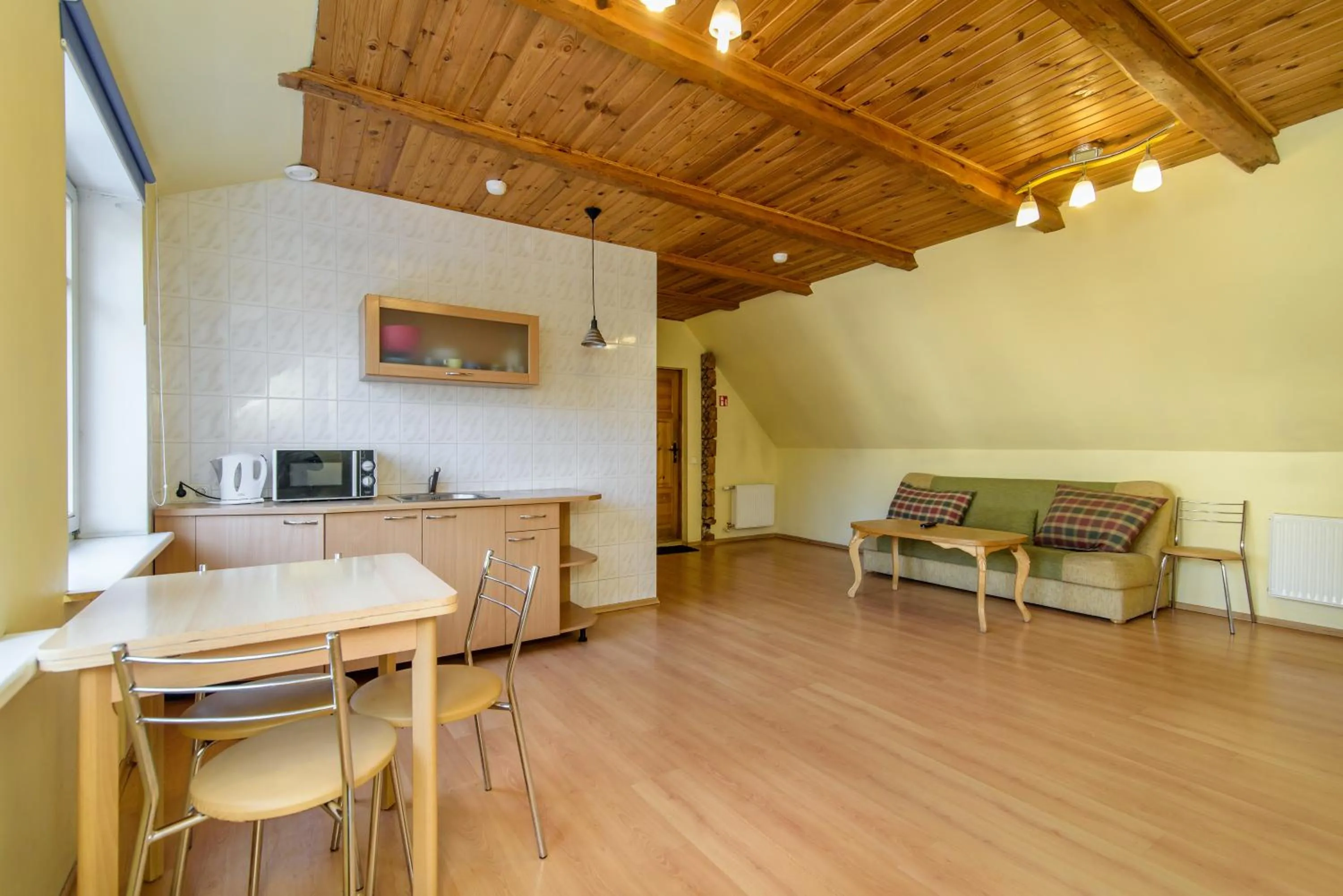 Communal kitchen in Hostel Filaretai