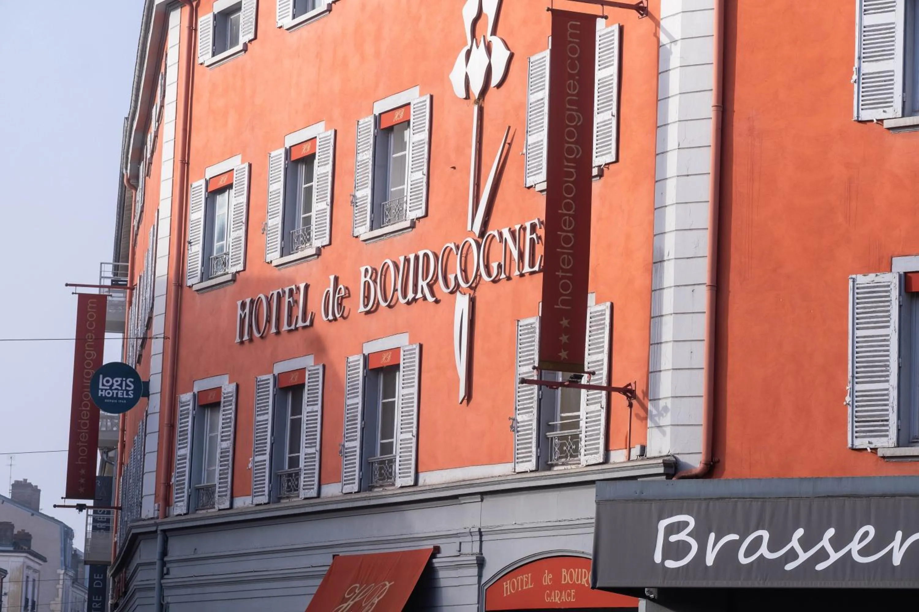 Property logo or sign in LOGIS Hôtel de Bourgogne - Mâcon