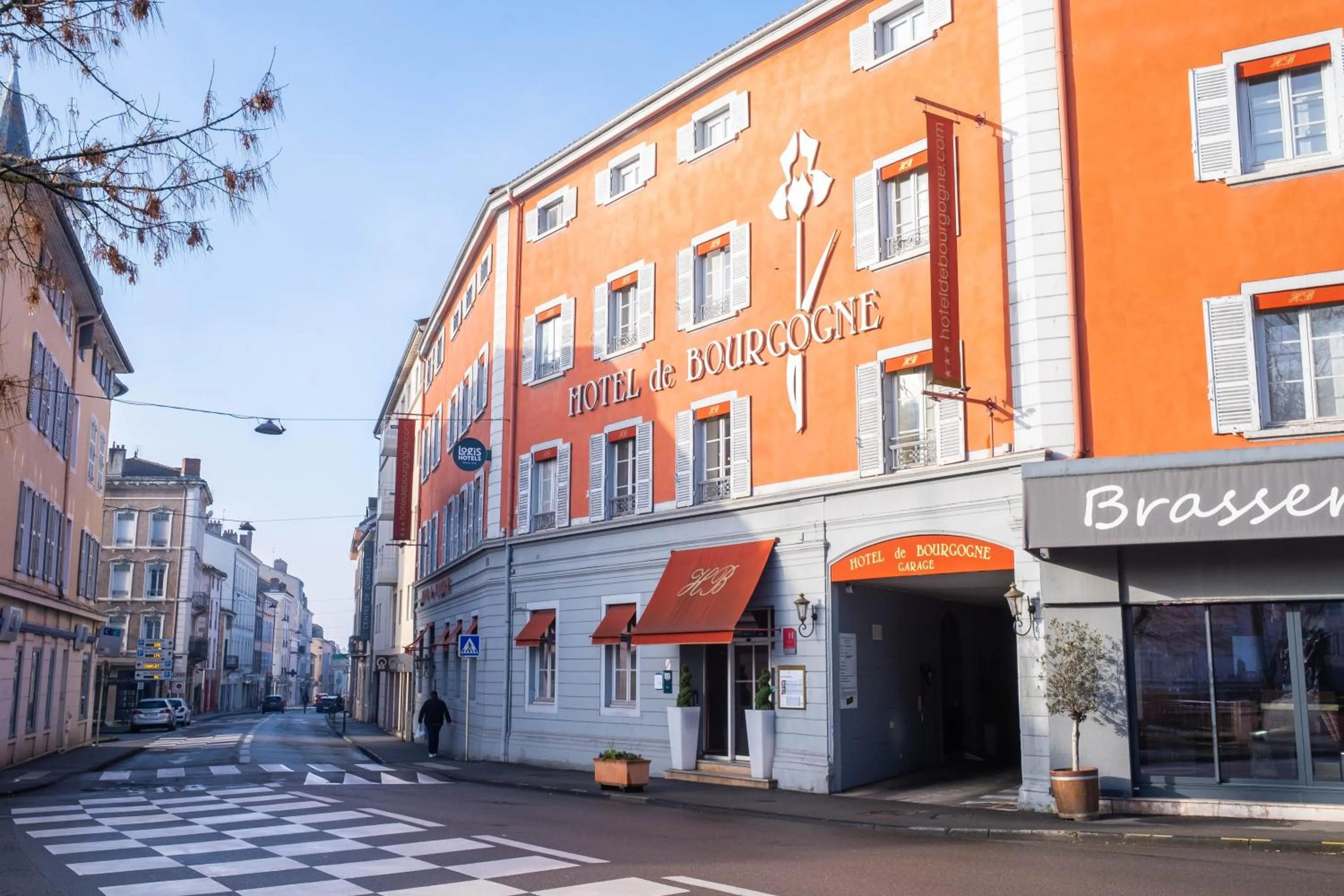 Property building in LOGIS Hôtel de Bourgogne - Mâcon