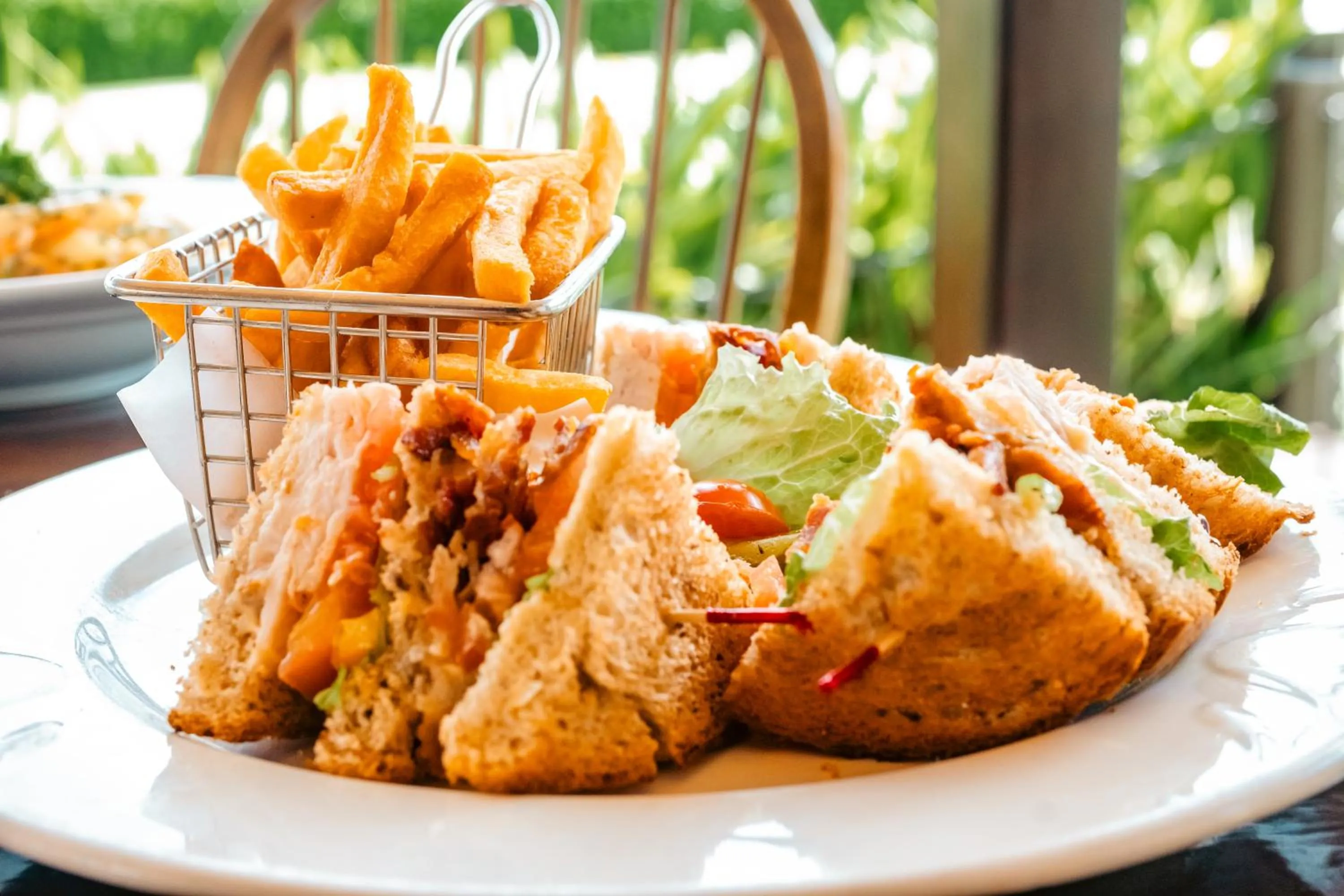 Restaurant/places to eat in Copper and Lumber Store Hotel