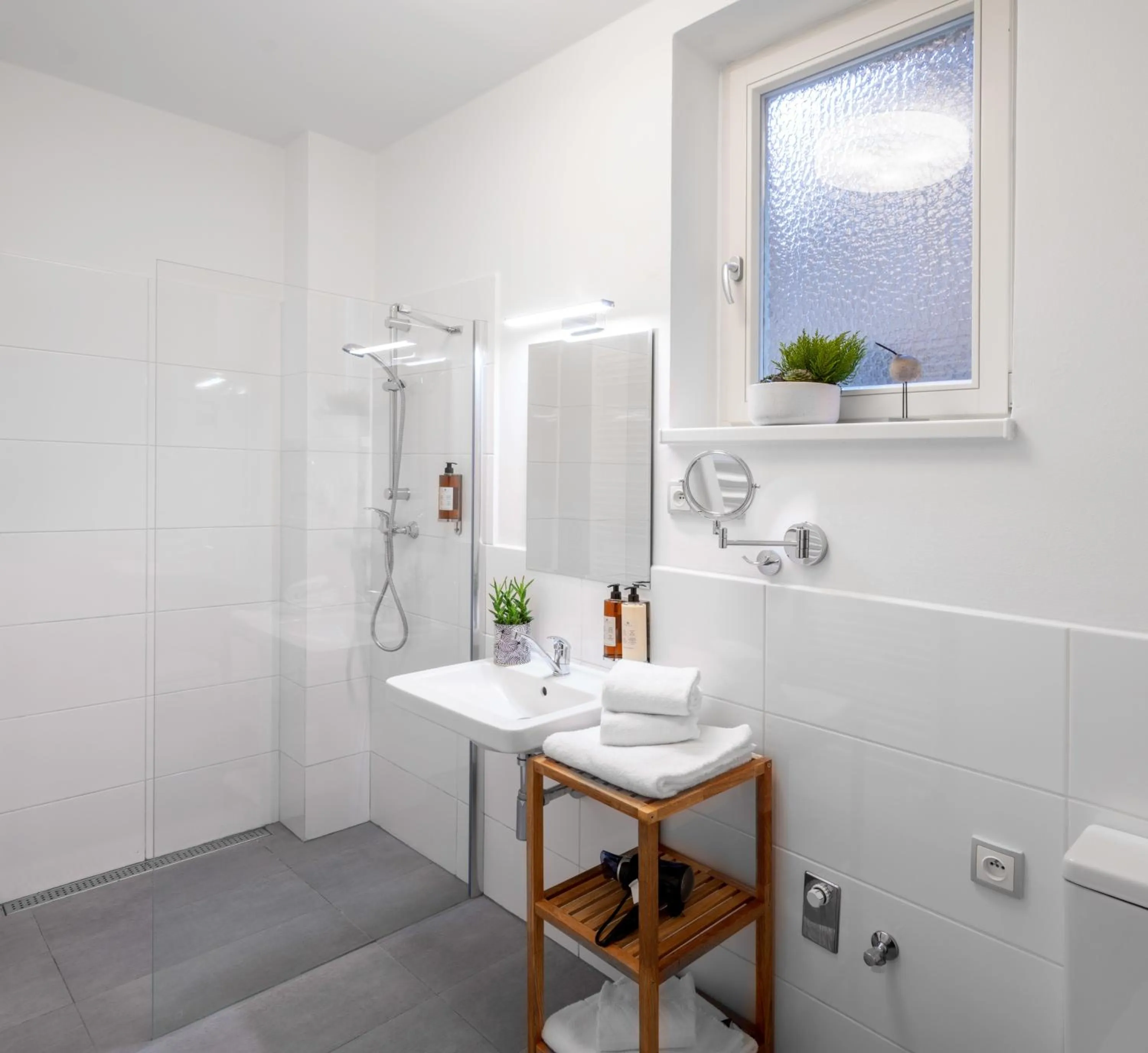 Shower in City Leaf Apartments