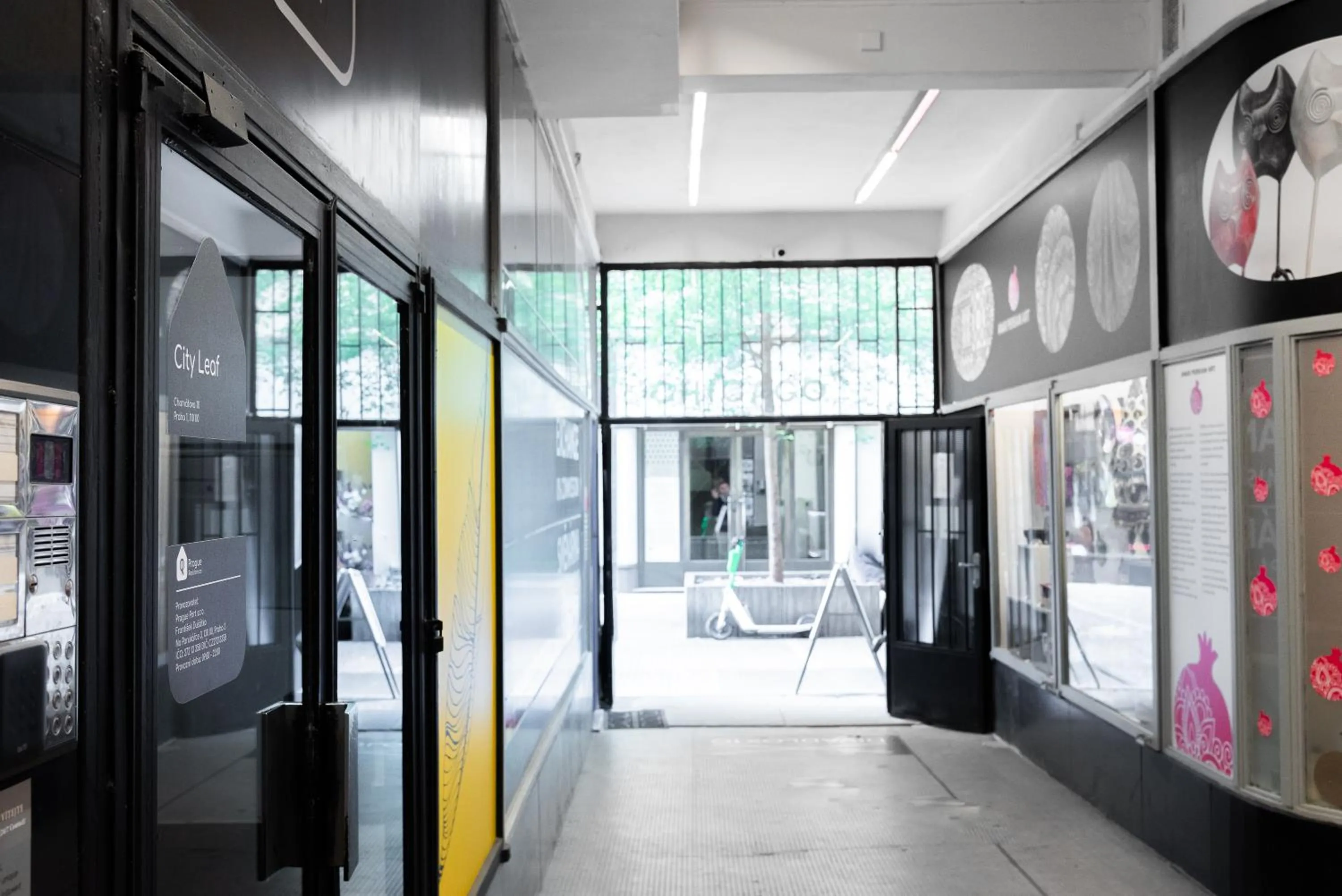 Facade/entrance in City Leaf Apartments