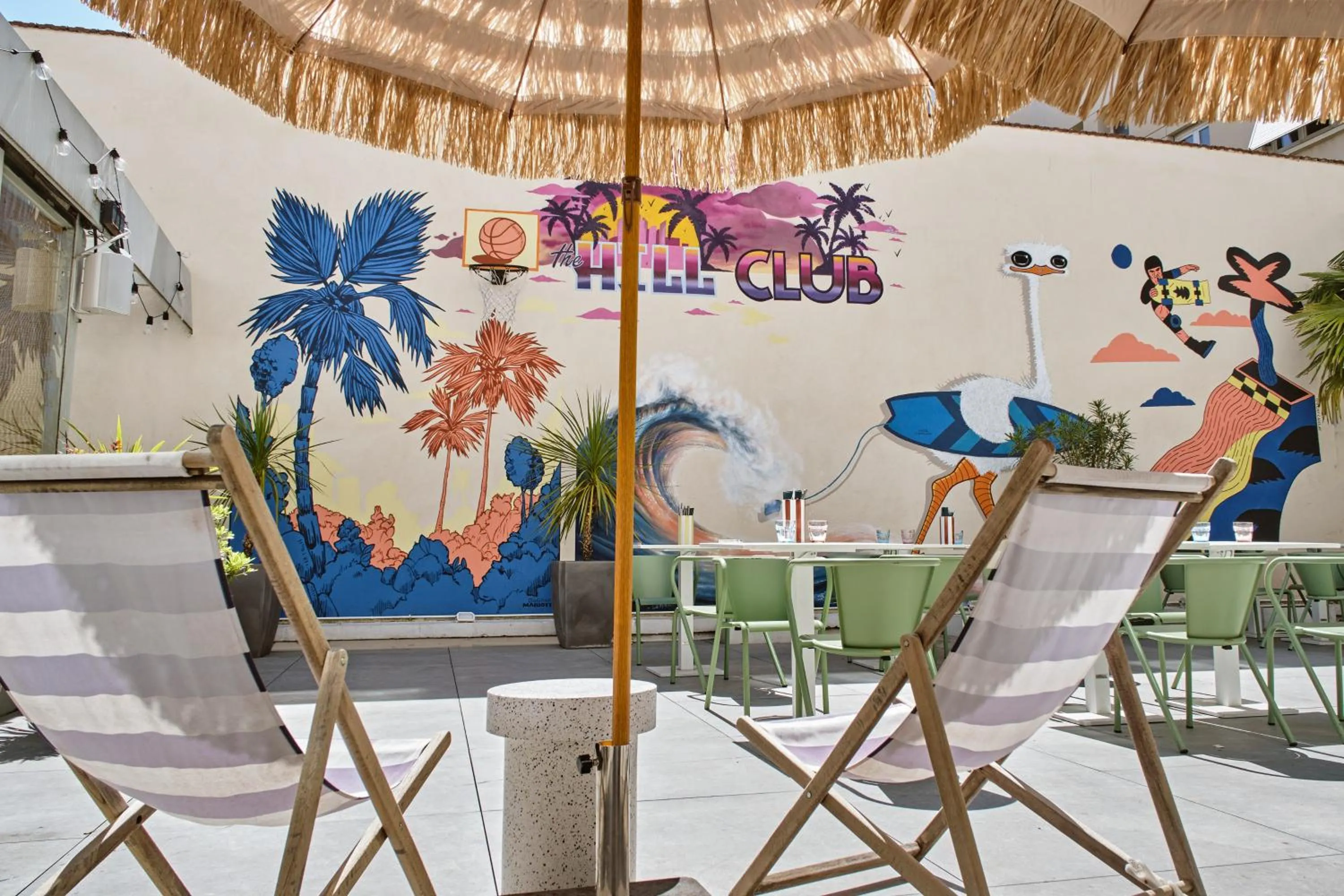 Patio in Hôtel Chromatics & Restaurant Hill Club by HappyCulture